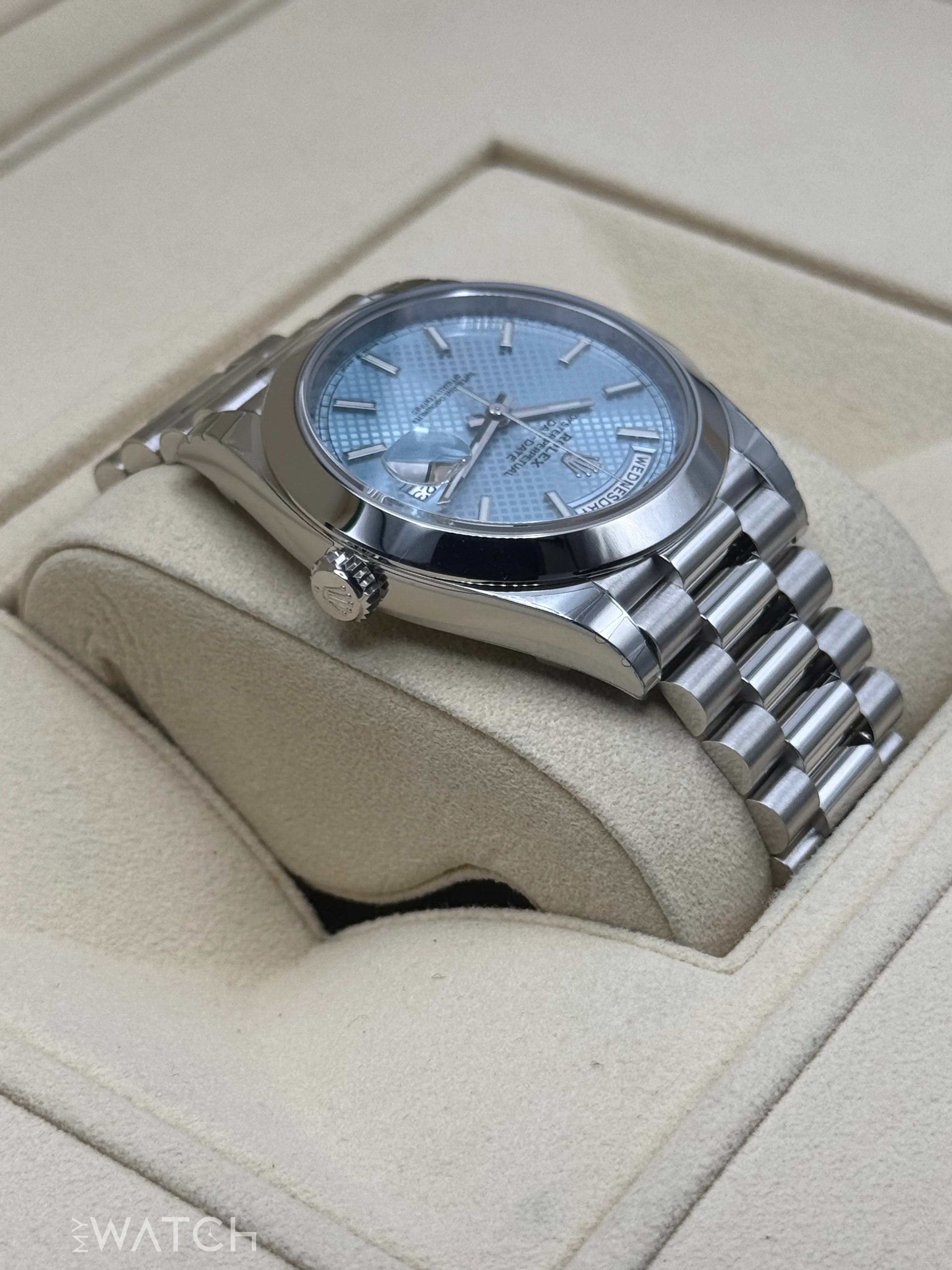 NEW 2024 Rolex Day-Date 40mm 228206 Platinum Blue Motif Dial - Image 5