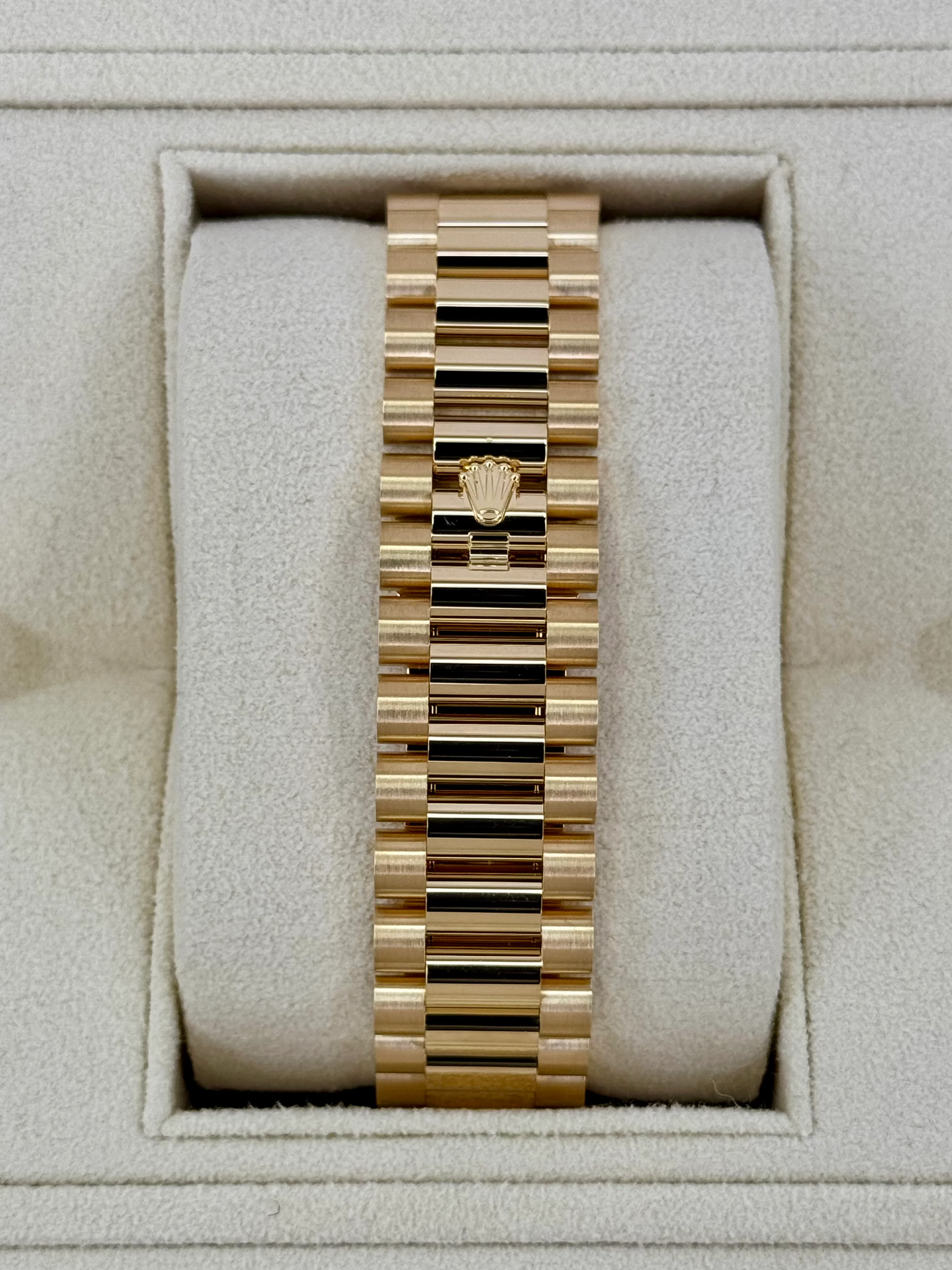NEW 2025 Rolex Day-Date 40mm 228348RBR Diamond Paved Dial - Image 2