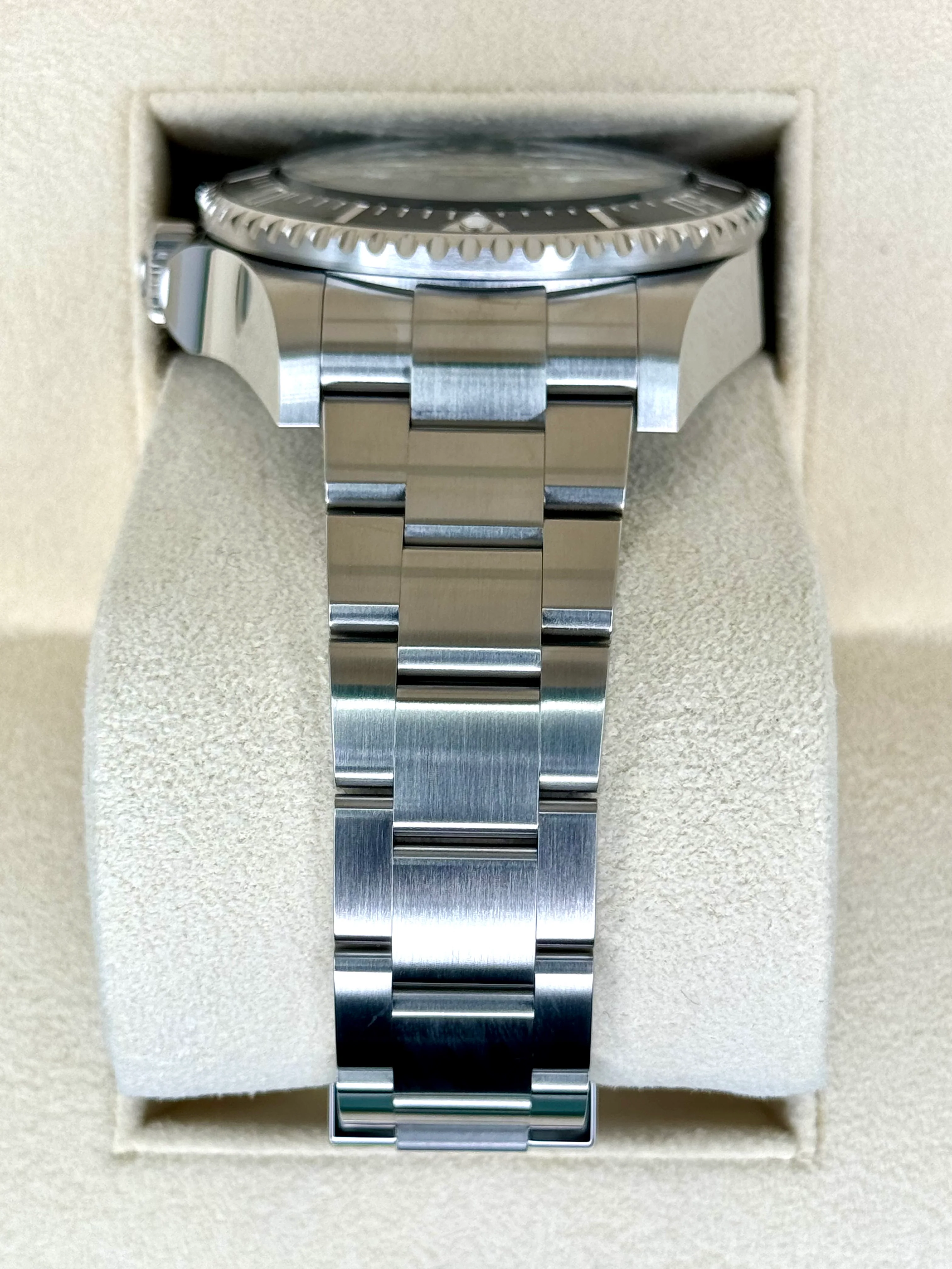 NEW 2024 Rolex Deepsea 44mm 136660 Stainless Steel Black Dial - Image 4