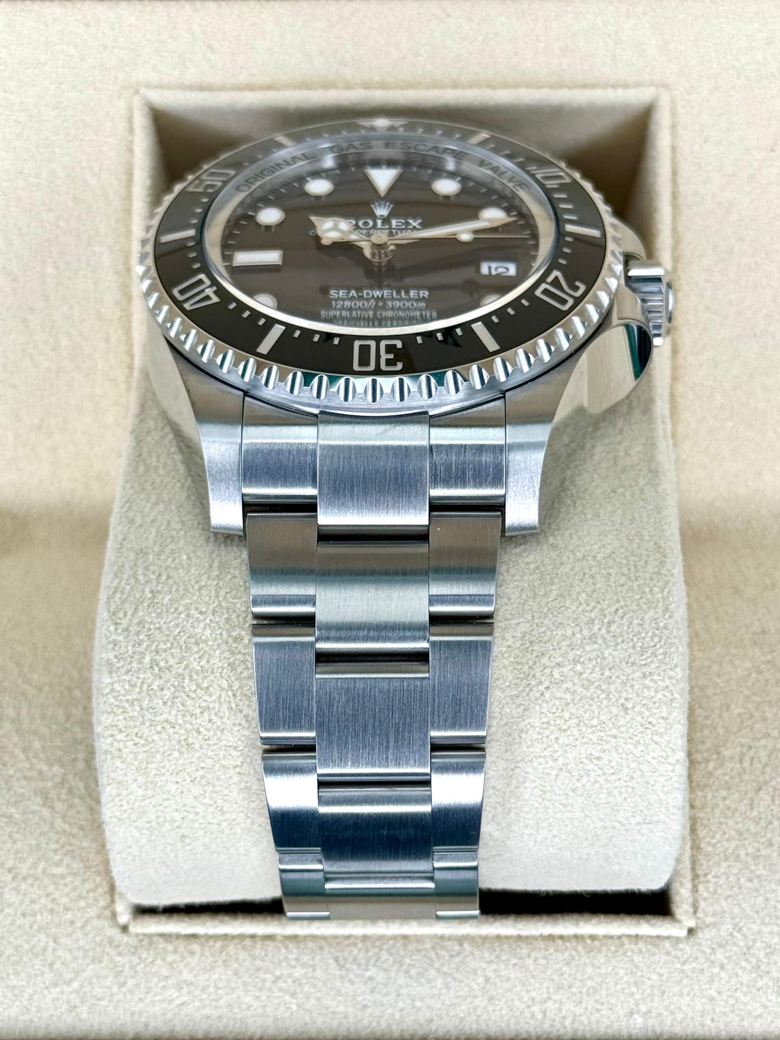 NEW 2024 Rolex Deepsea 44mm 136660 Stainless Steel Black Dial - Image 3