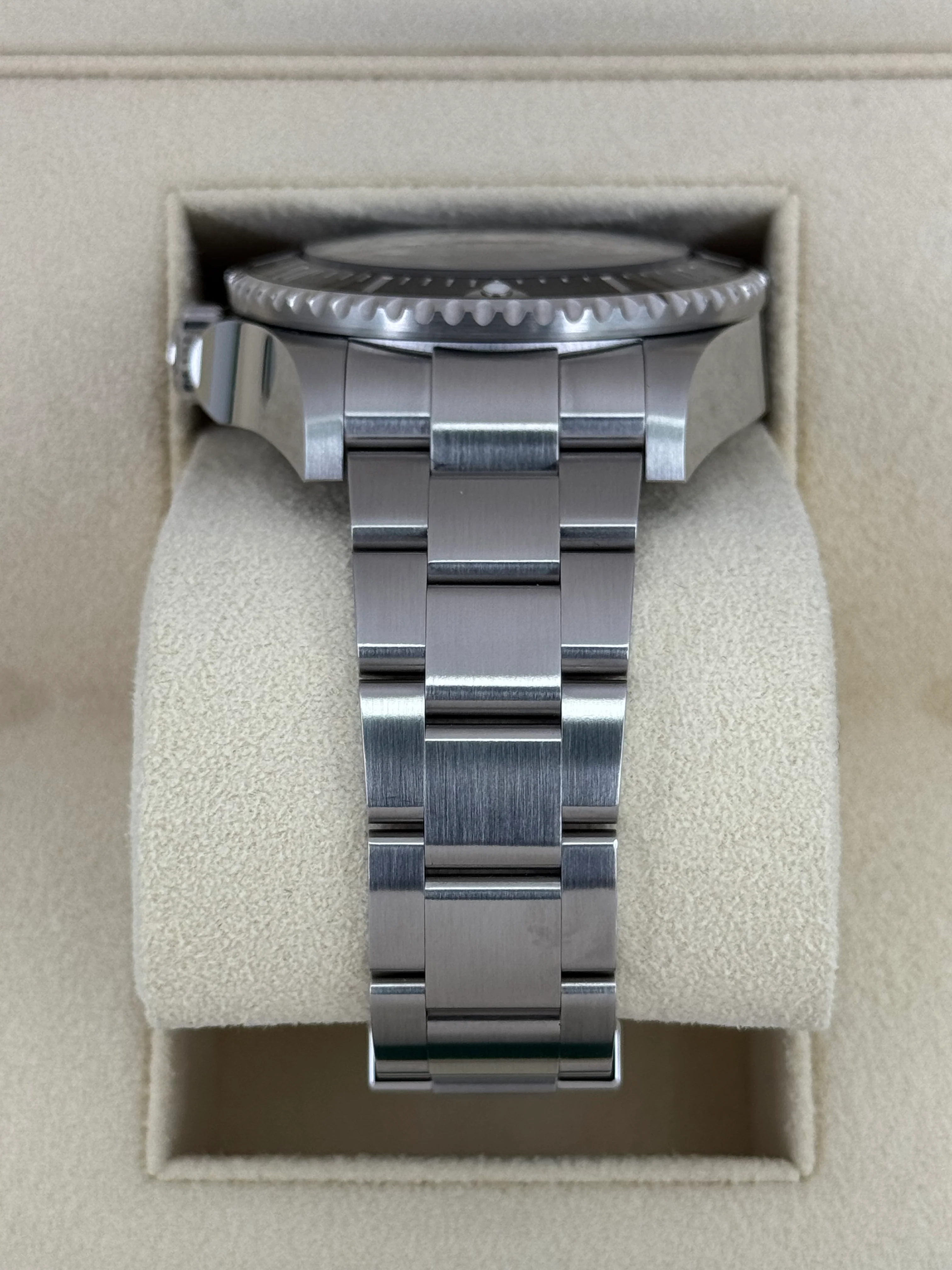 NEW 2024 Rolex Deepsea 44mm 136660 Stainless Steel Black Dial - Image 4