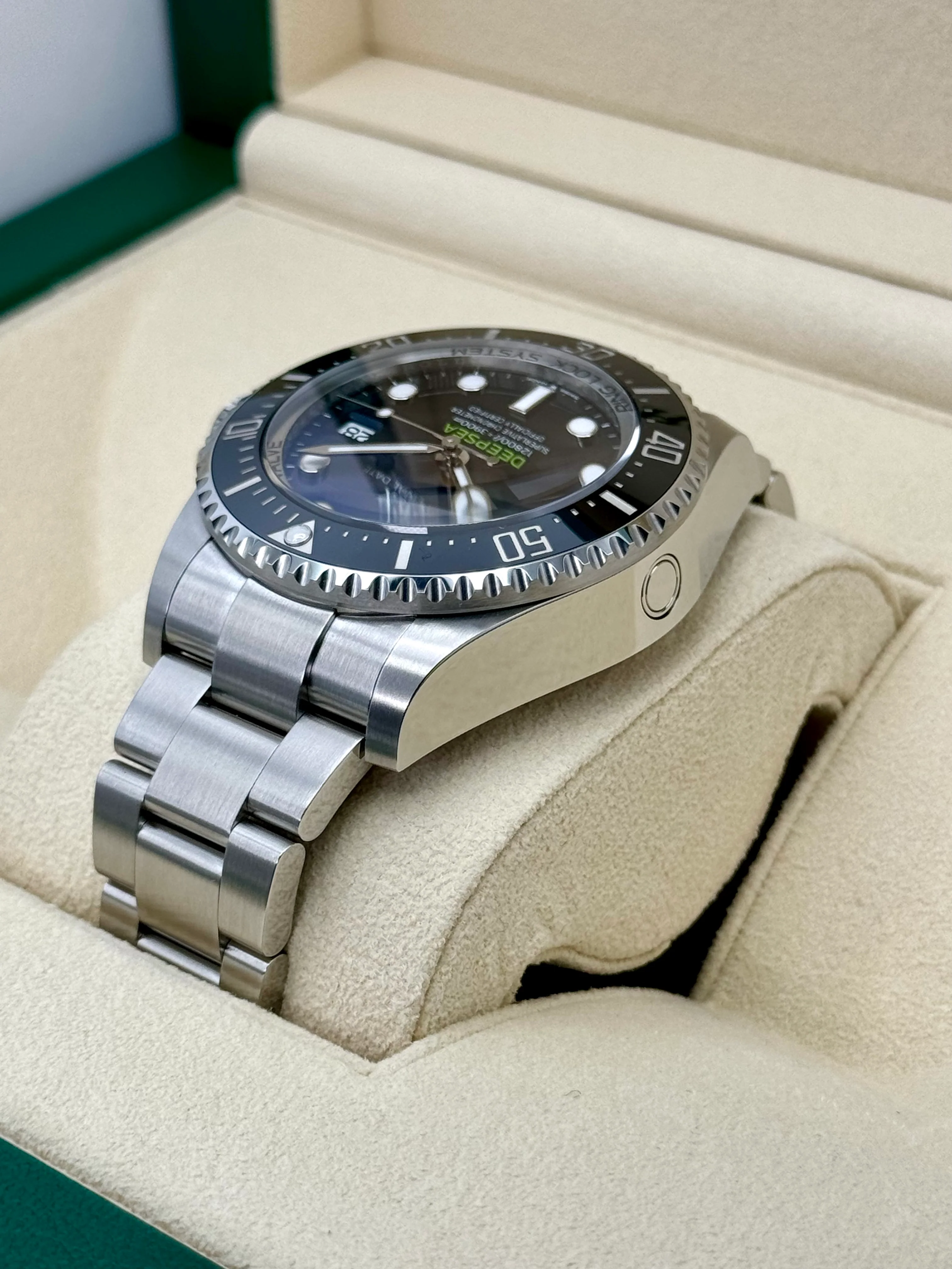 NEW 2024 Rolex Deepsea James Cameron 44mm 136660 Blue Dial - Image 7