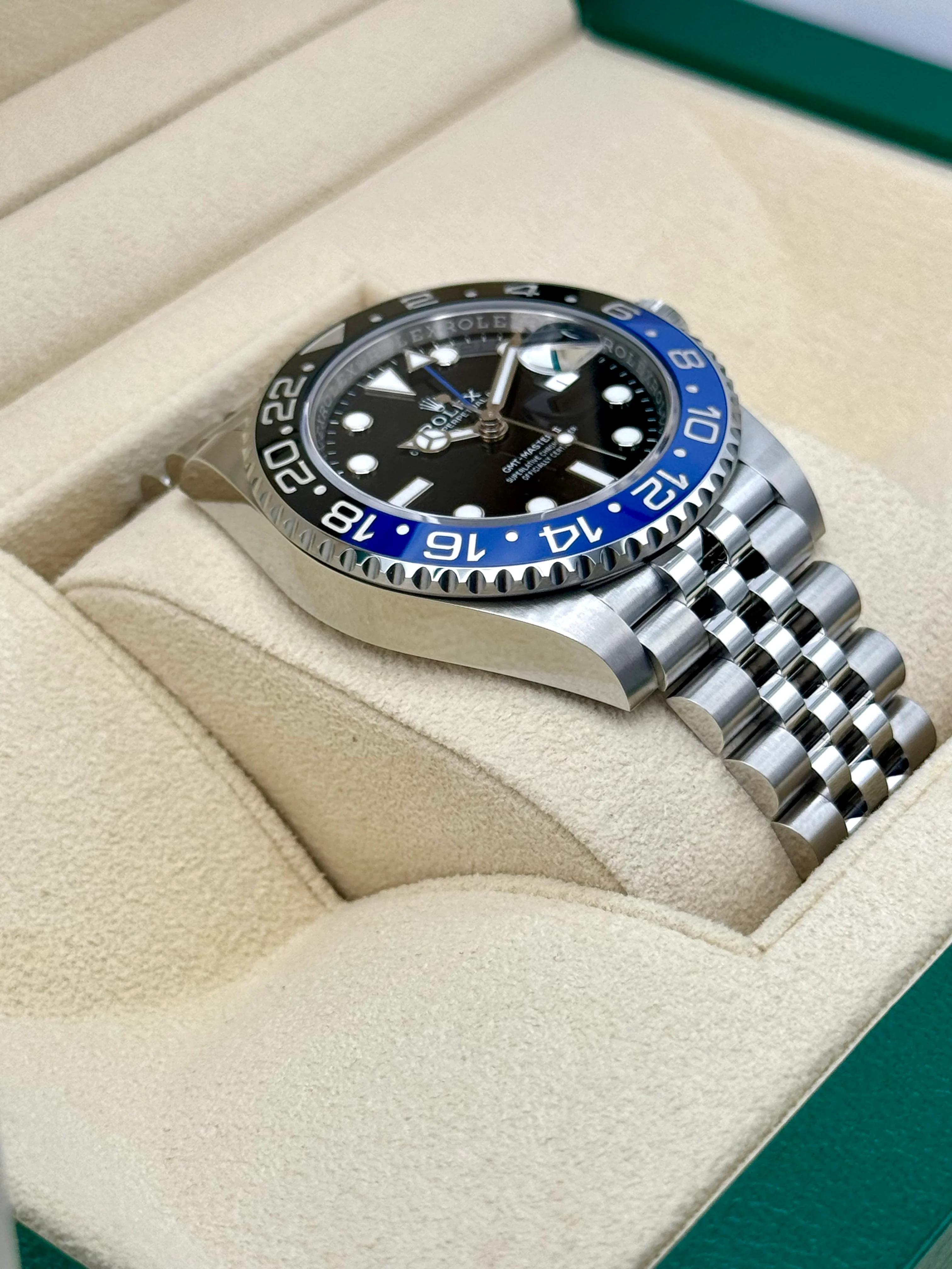 NEW 2024 Rolex GMT-Master II "Batgirl" 40mm 126710BLNR Jubilee Black Dial - Image 6