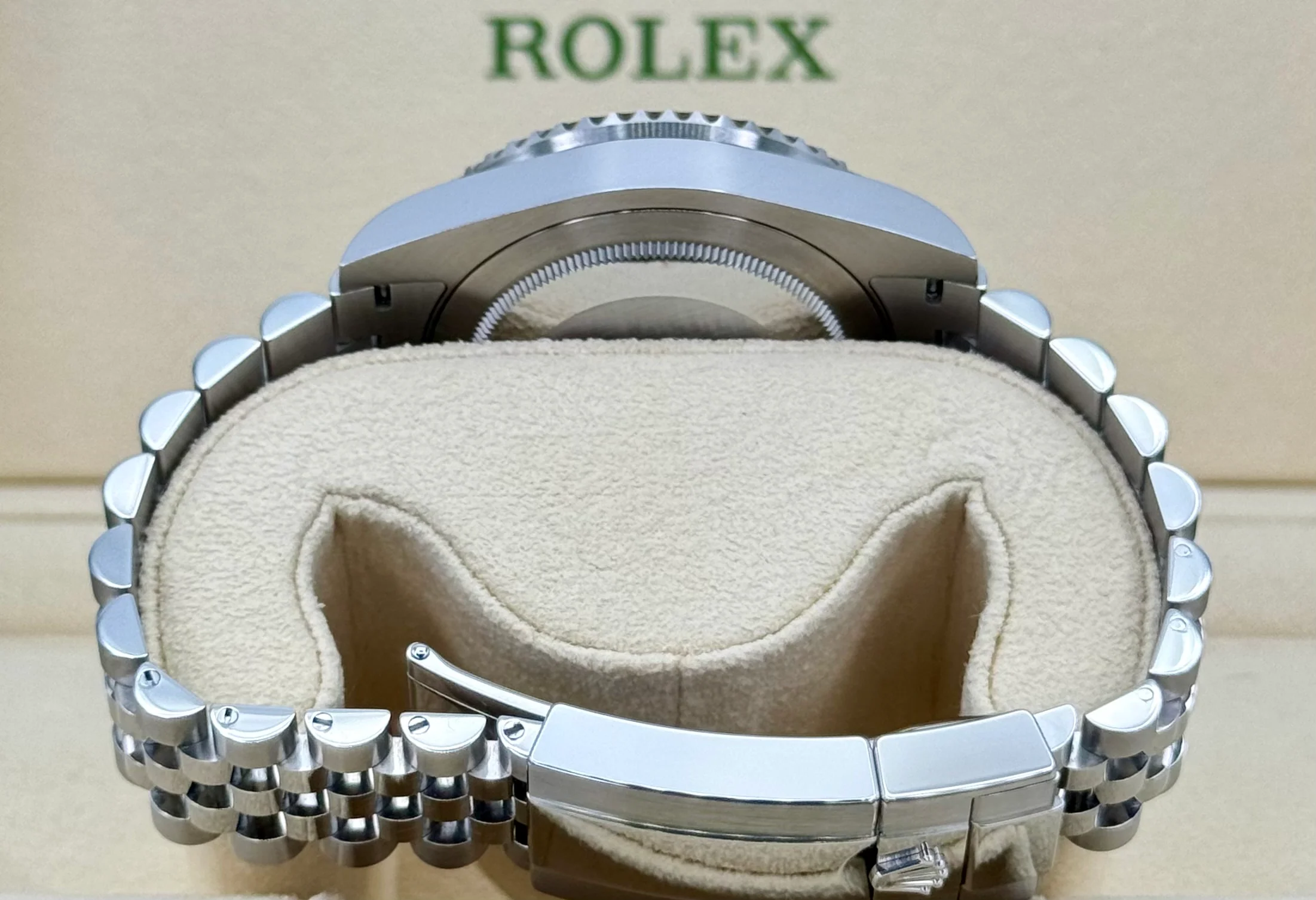 NEW 2024 Rolex GMT-Master II "Batgirl" 40mm 126710BLNR Jubilee - Image 10