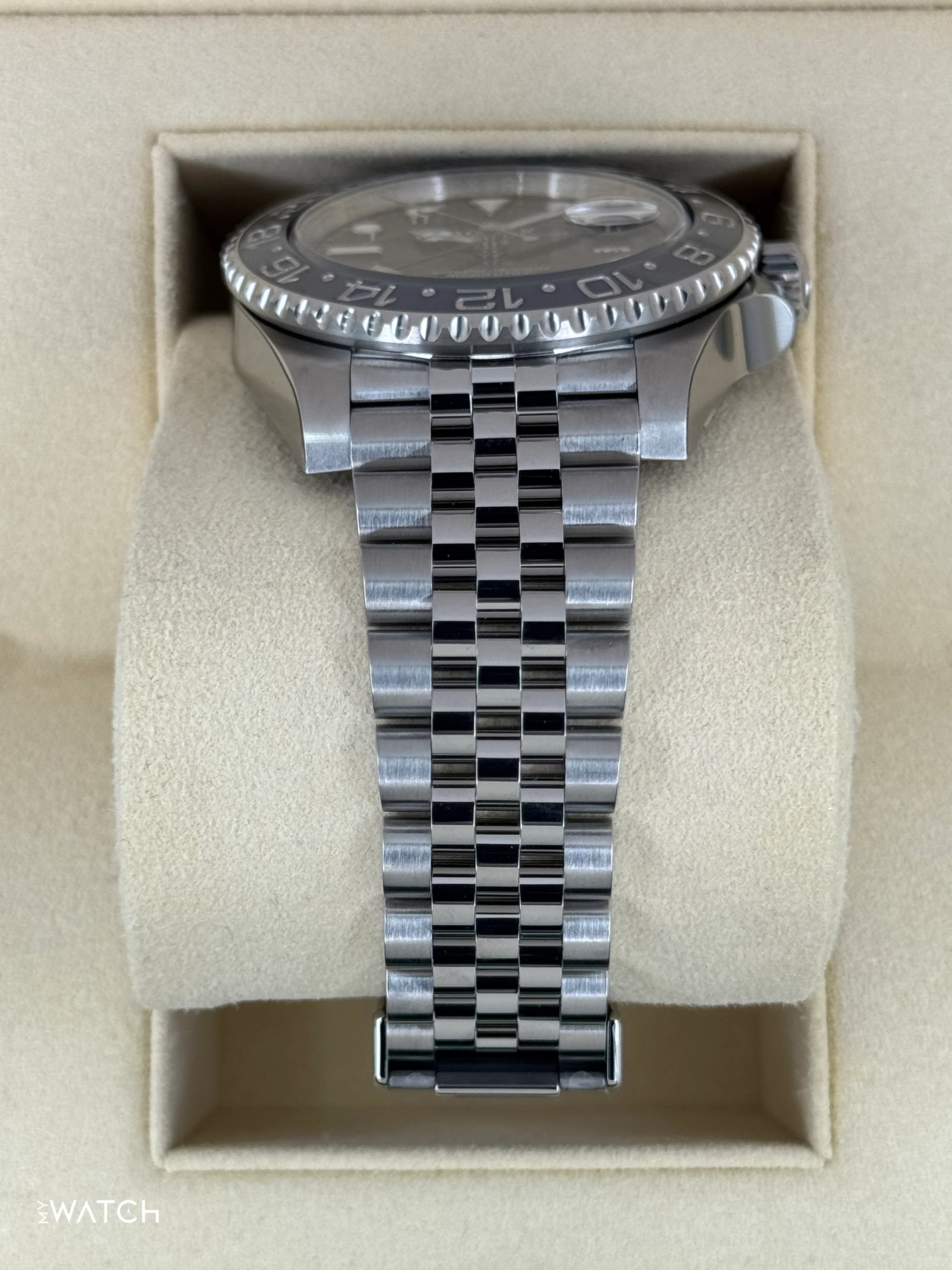 NEW 2024 Rolex GMT-Master II "Bruce Wayne" 40mm 126710GRNR Jubilee (STICKERED) - Image 3
