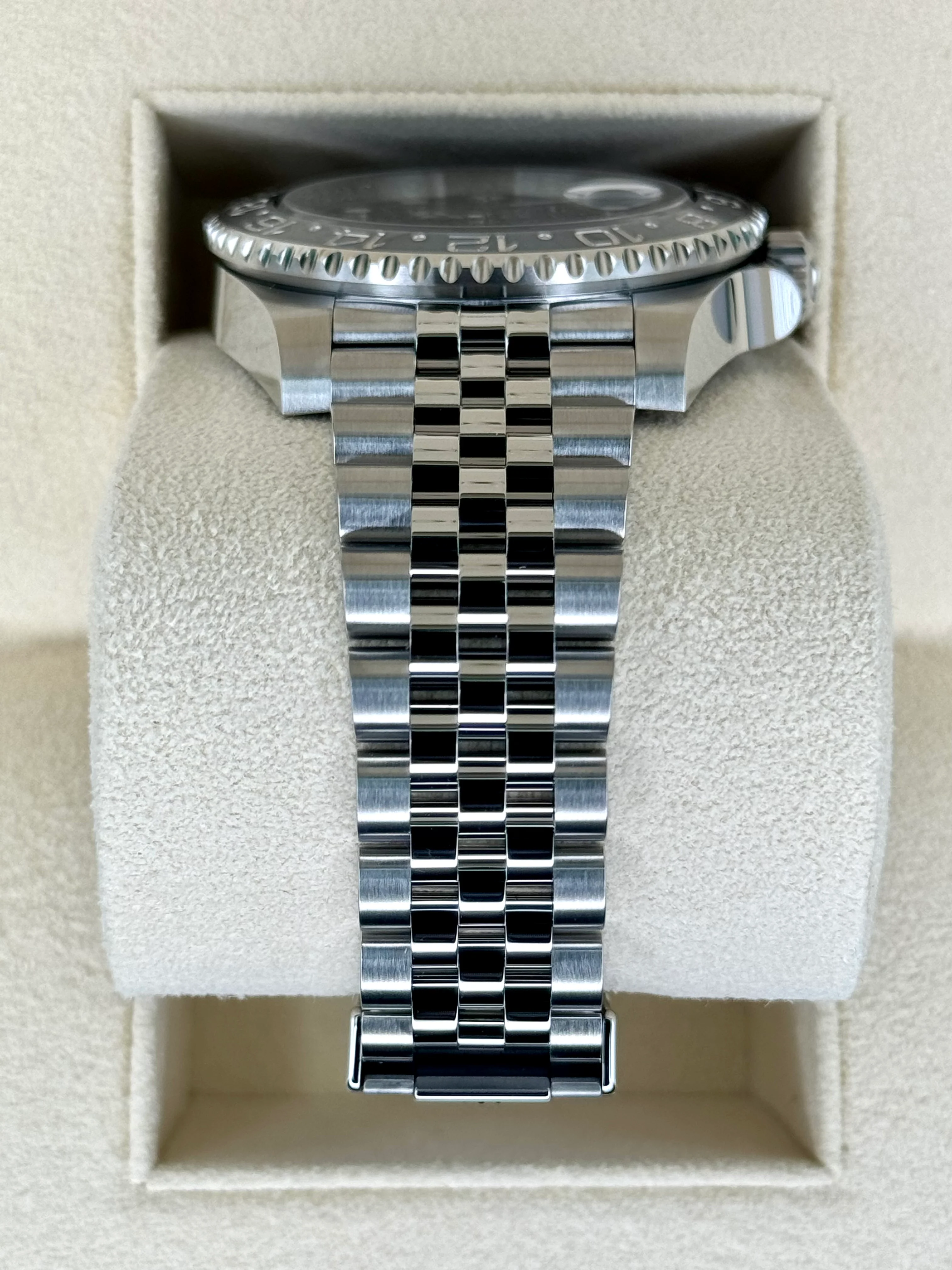 NEW 2024 Rolex GMT-Master II "Bruce Wayne" 40mm 126710GRNR Jubilee - Image 3
