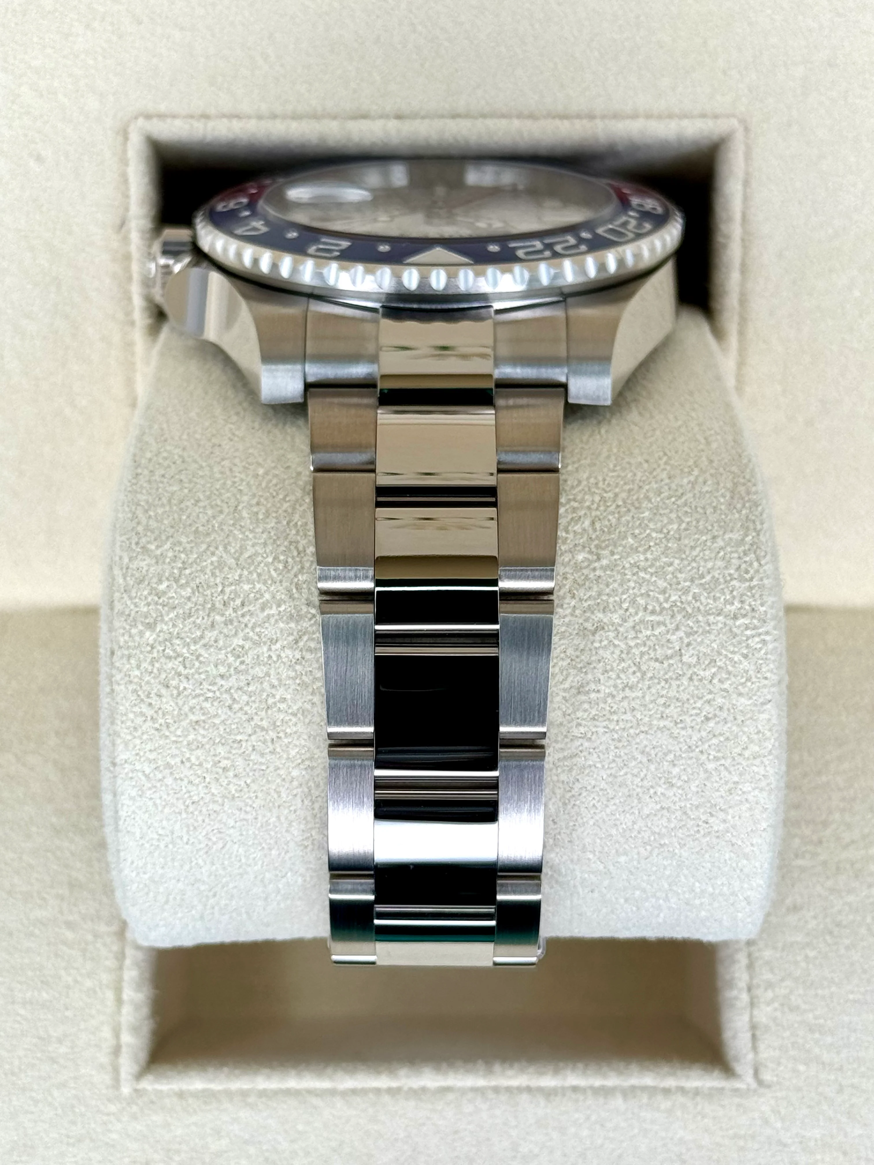 NEW 2024 Rolex GMT-Master II "Pepsi" 40mm 126719BLRO Meteorite Dial - Image 4