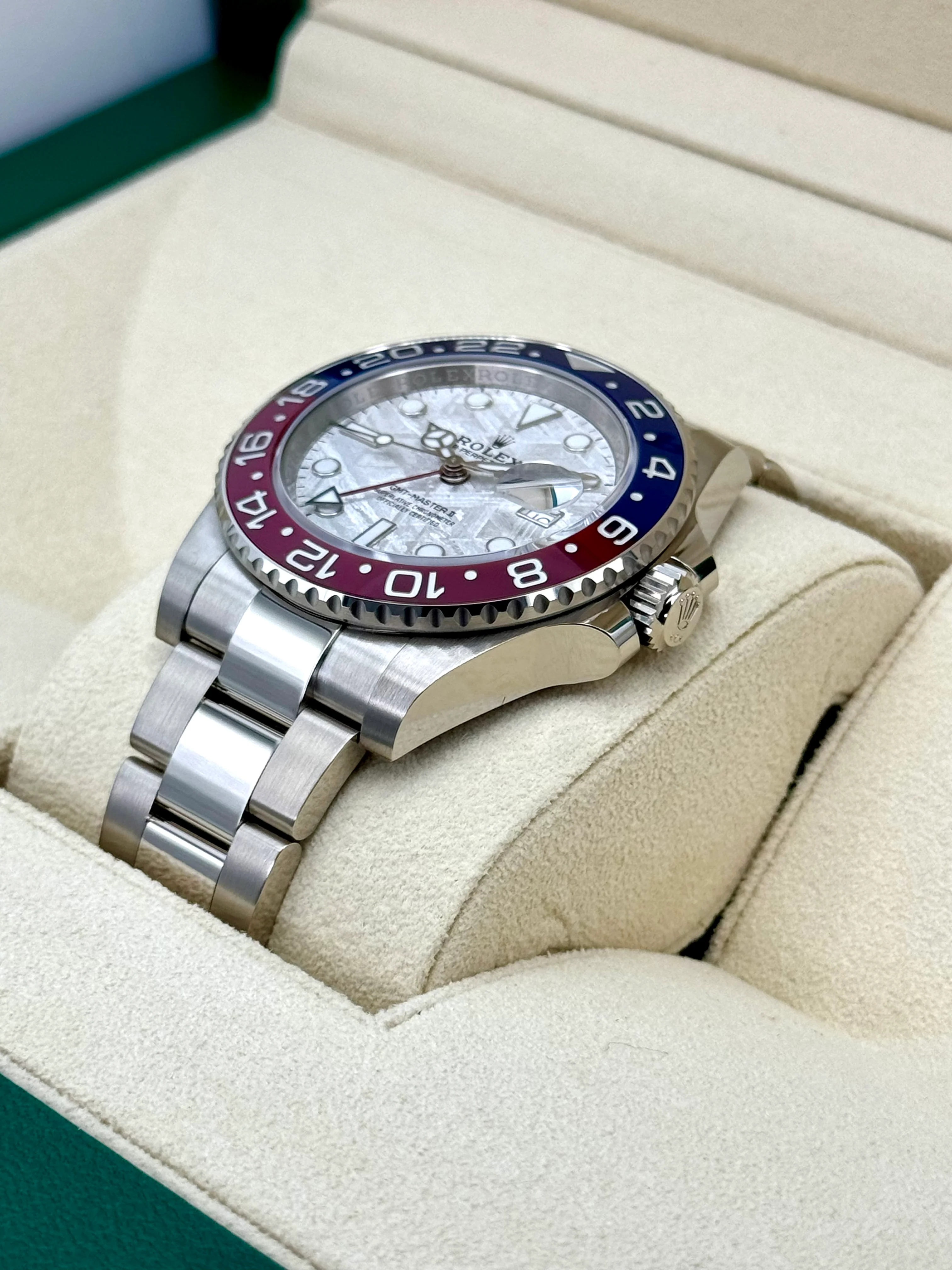 NEW 2024 Rolex GMT-Master II "Pepsi" 40mm 126719BLRO Meteorite Dial - Image 5