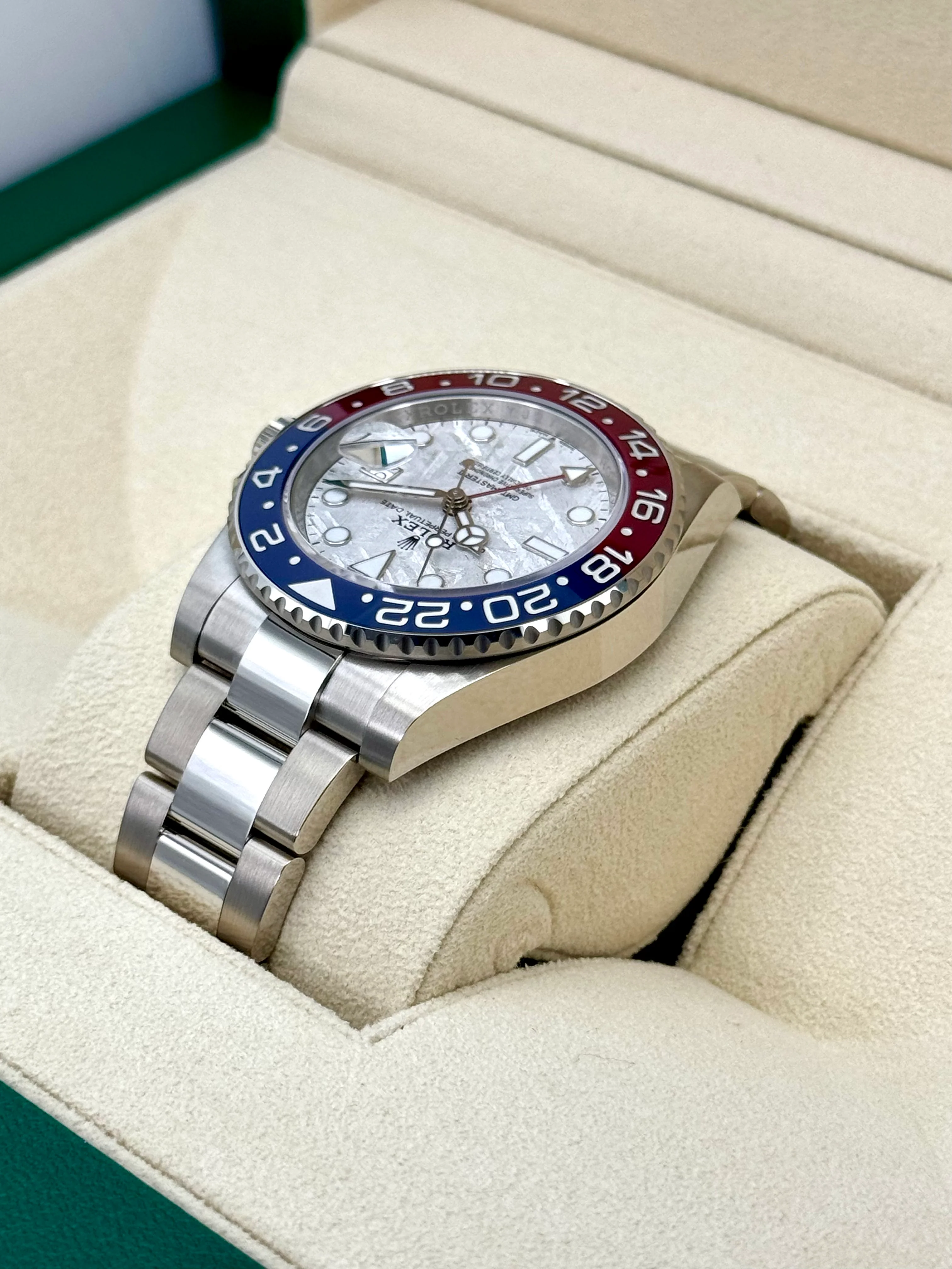 NEW 2024 Rolex GMT-Master II "Pepsi" 40mm 126719BLRO Meteorite Dial - Image 7