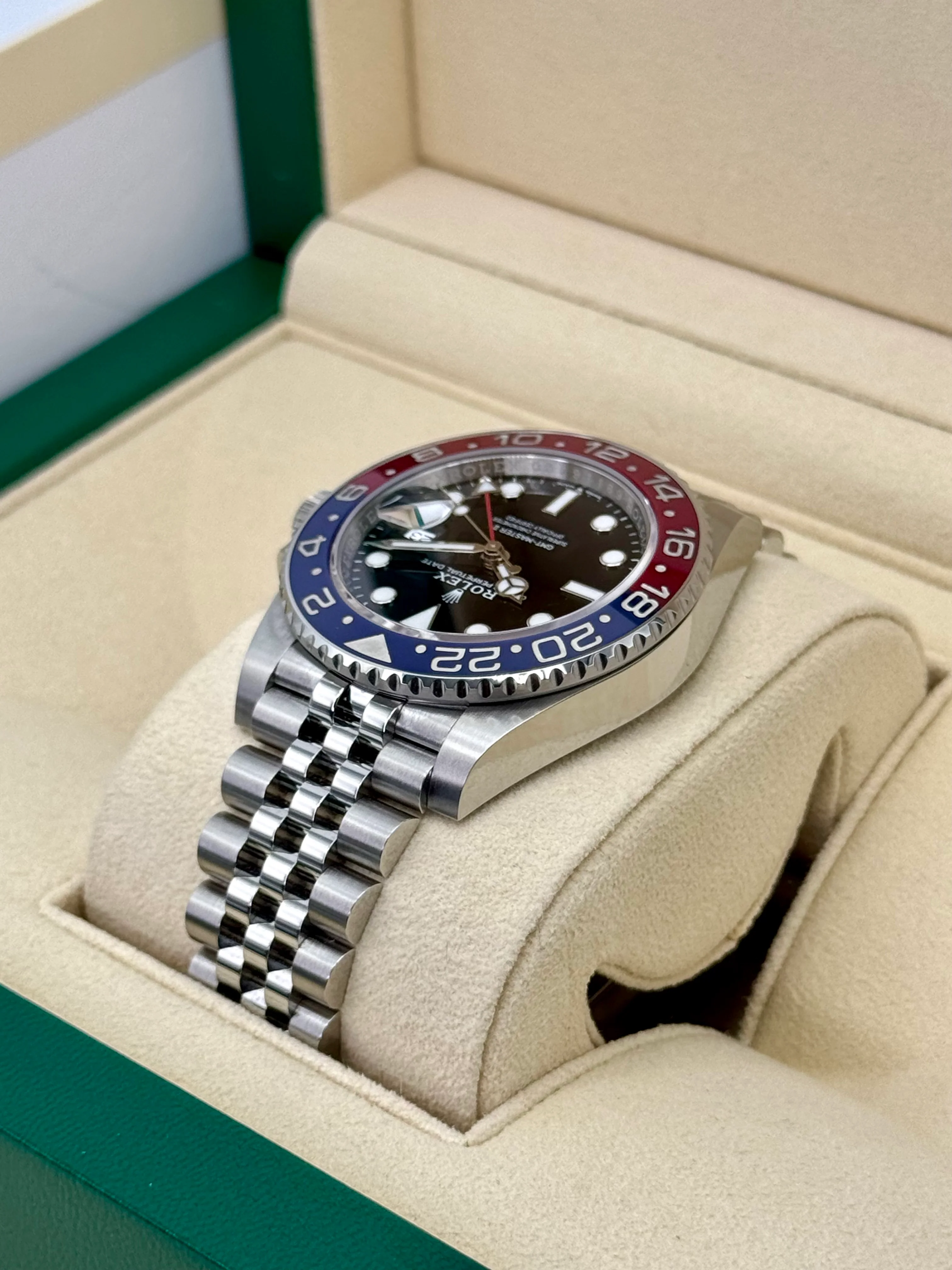 NEW 2024 Rolex GMT-Master II "Pepsi" 40mm 126710BLRO Jubilee - Image 7