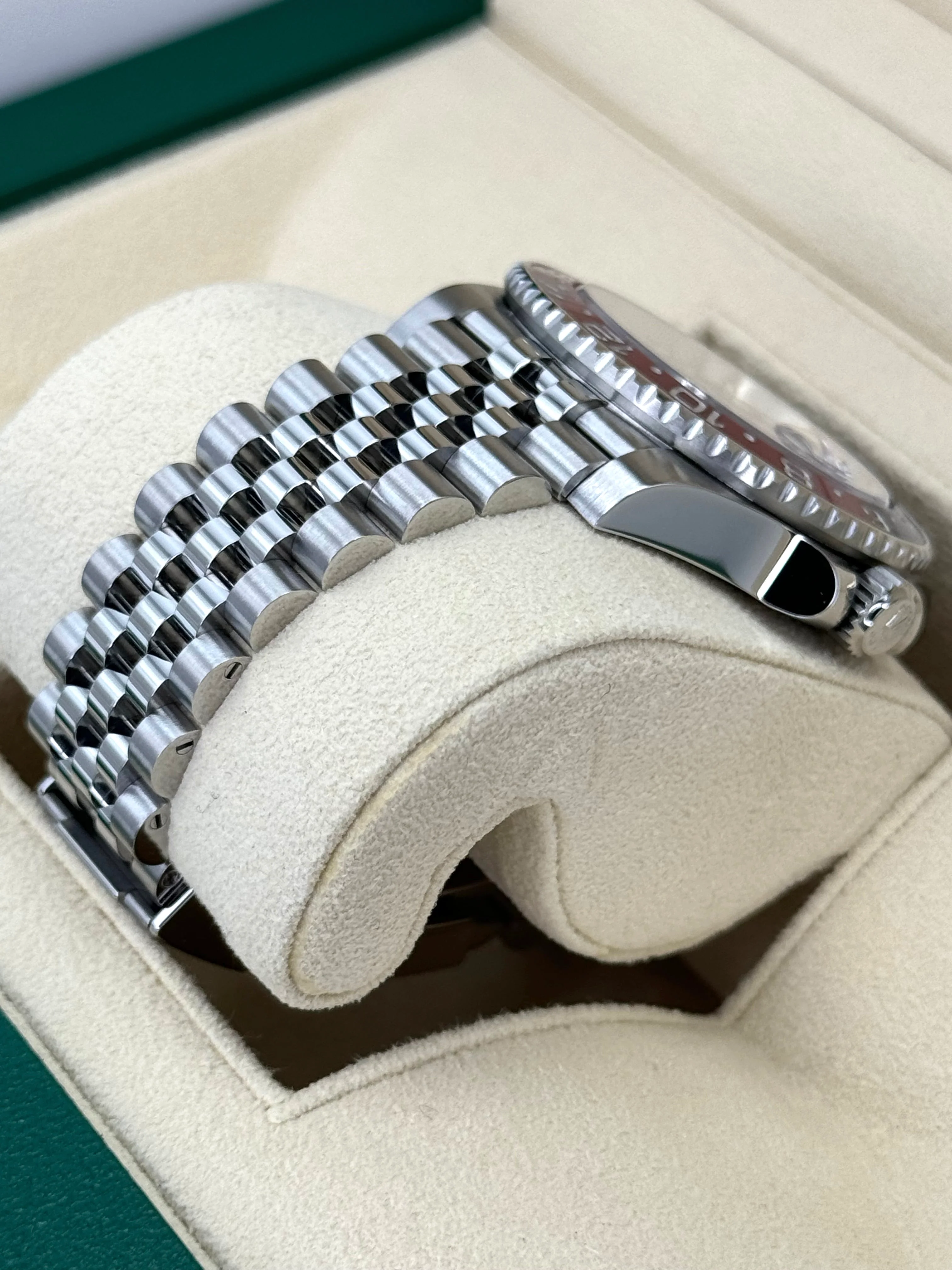 NEW 2024 Rolex GMT-Master II "Pepsi" 40mm 126710BLRO Jubilee - Image 5