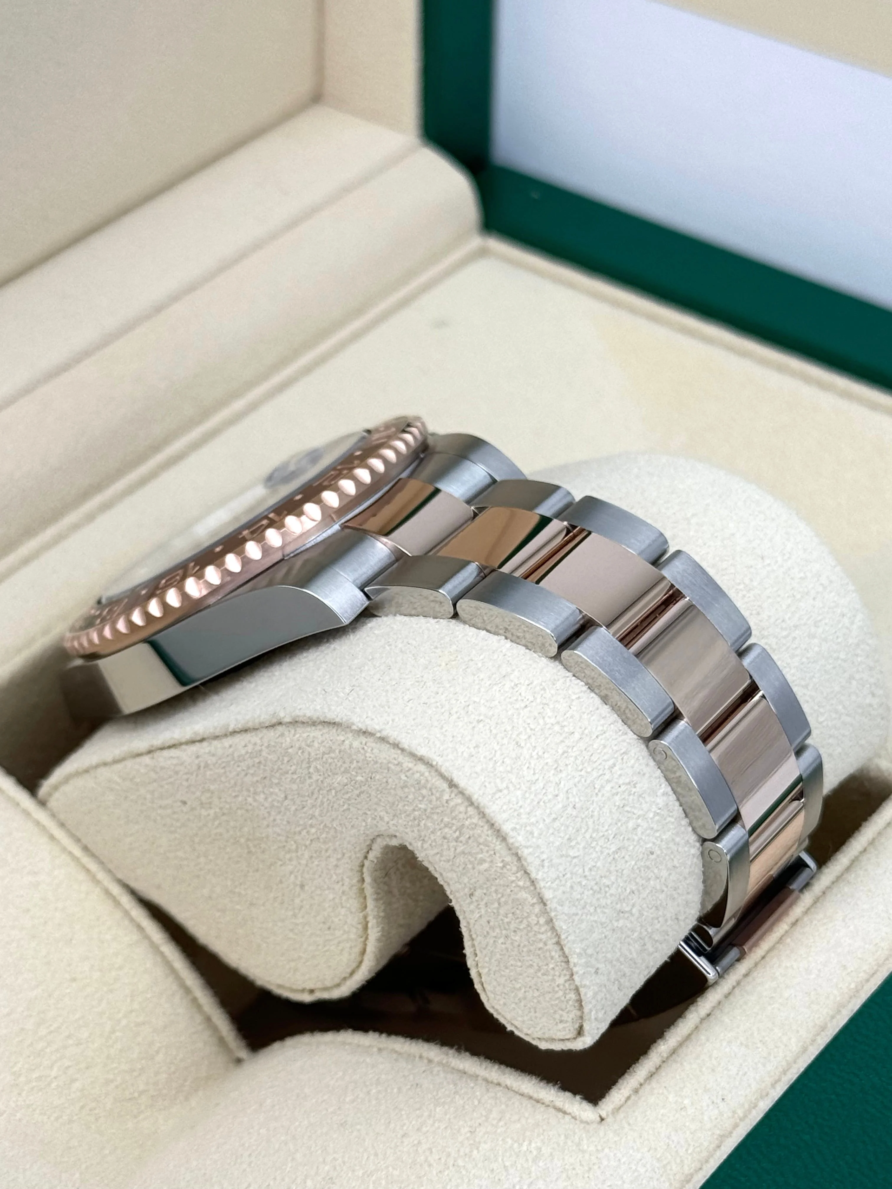 NEW 2024 Rolex GMT-Master II "Rootbeer" 40mm 126711CHNR Two-Tone - Image 6