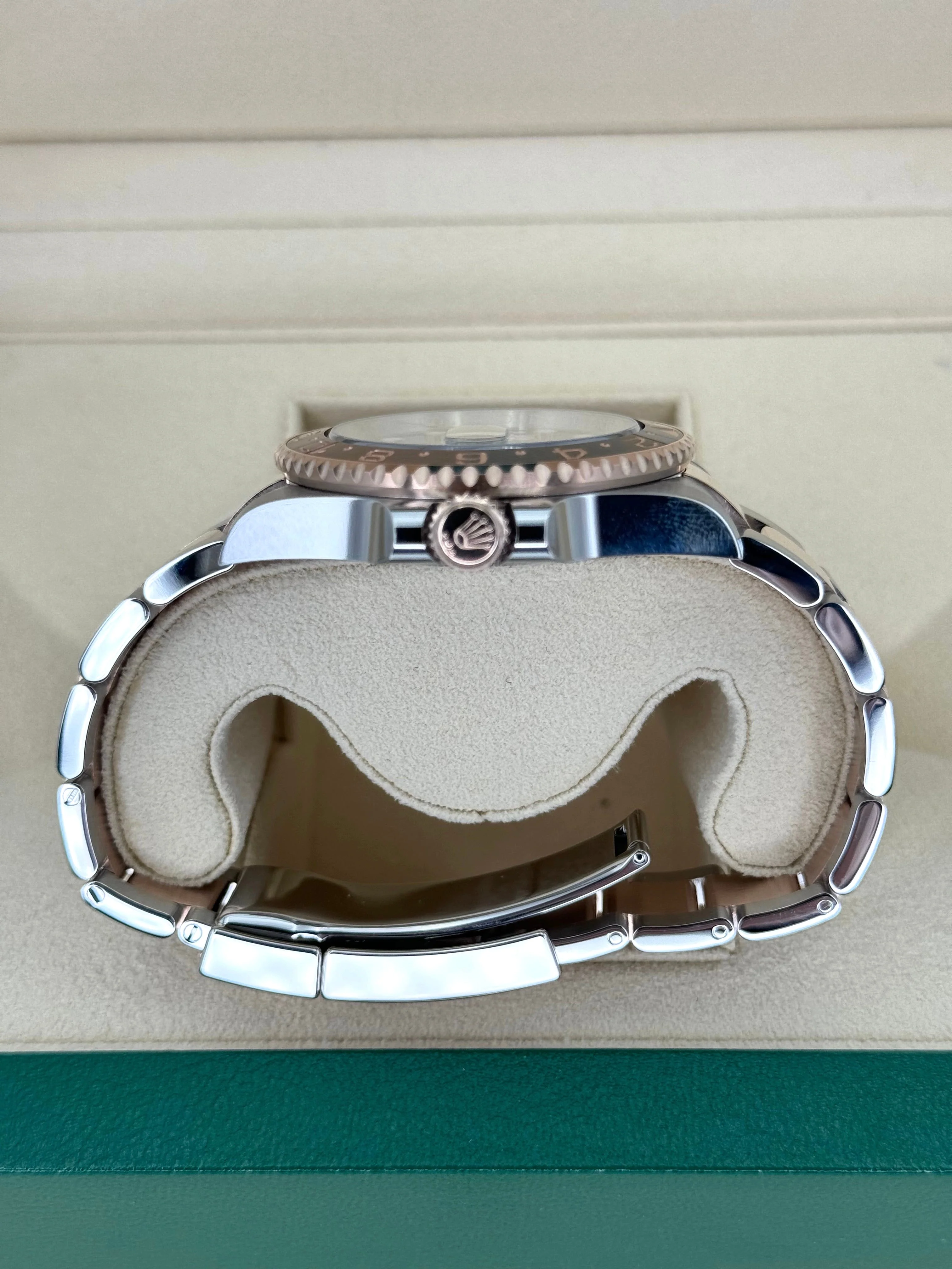 NEW 2024 Rolex GMT-Master II "Rootbeer" 40mm 126711CHNR Two-Tone - Image 9