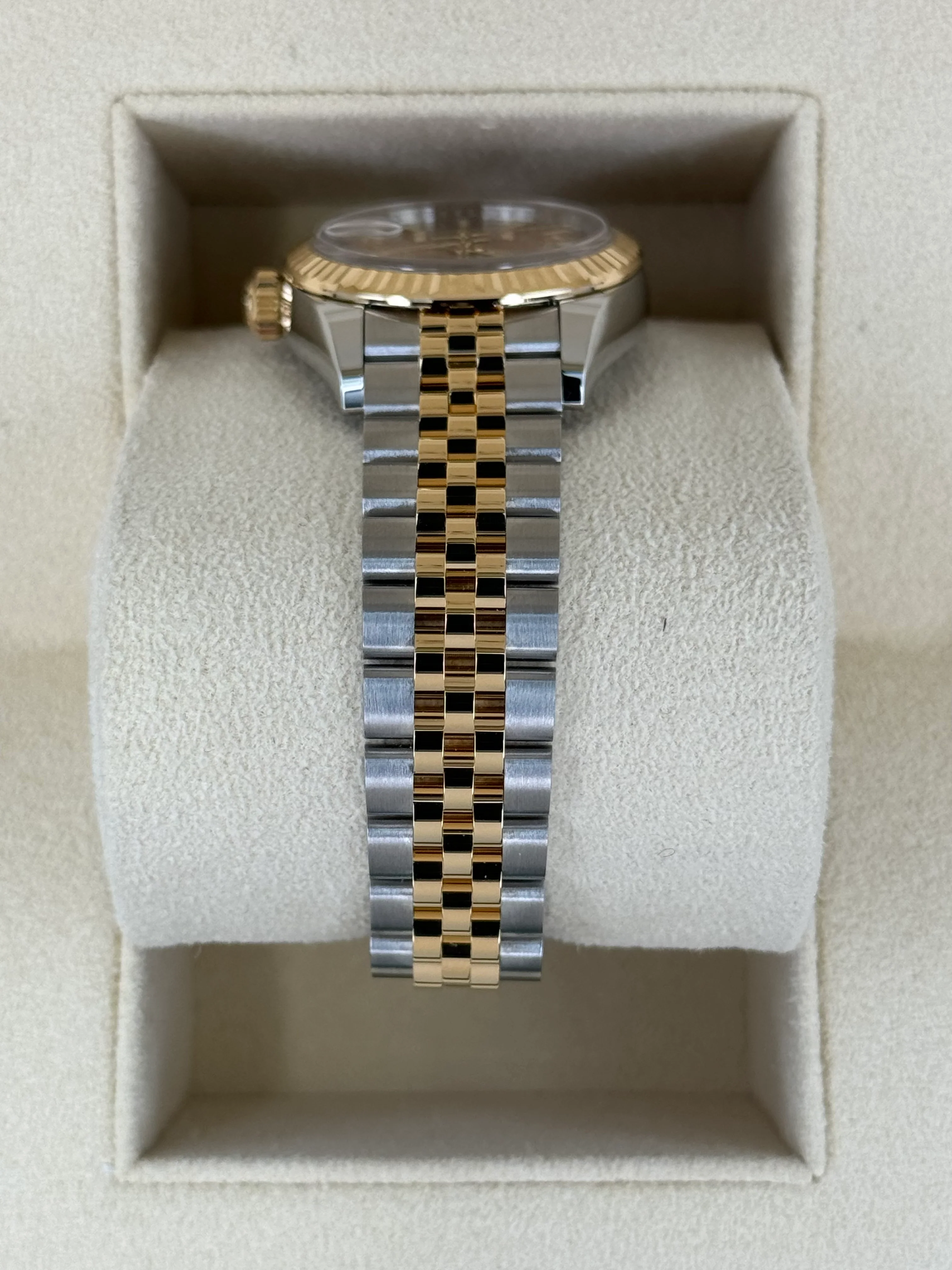 NEW 2024 Rolex Lady Datejust 28mm 279173 Jubilee Champagne Dial - Image 4