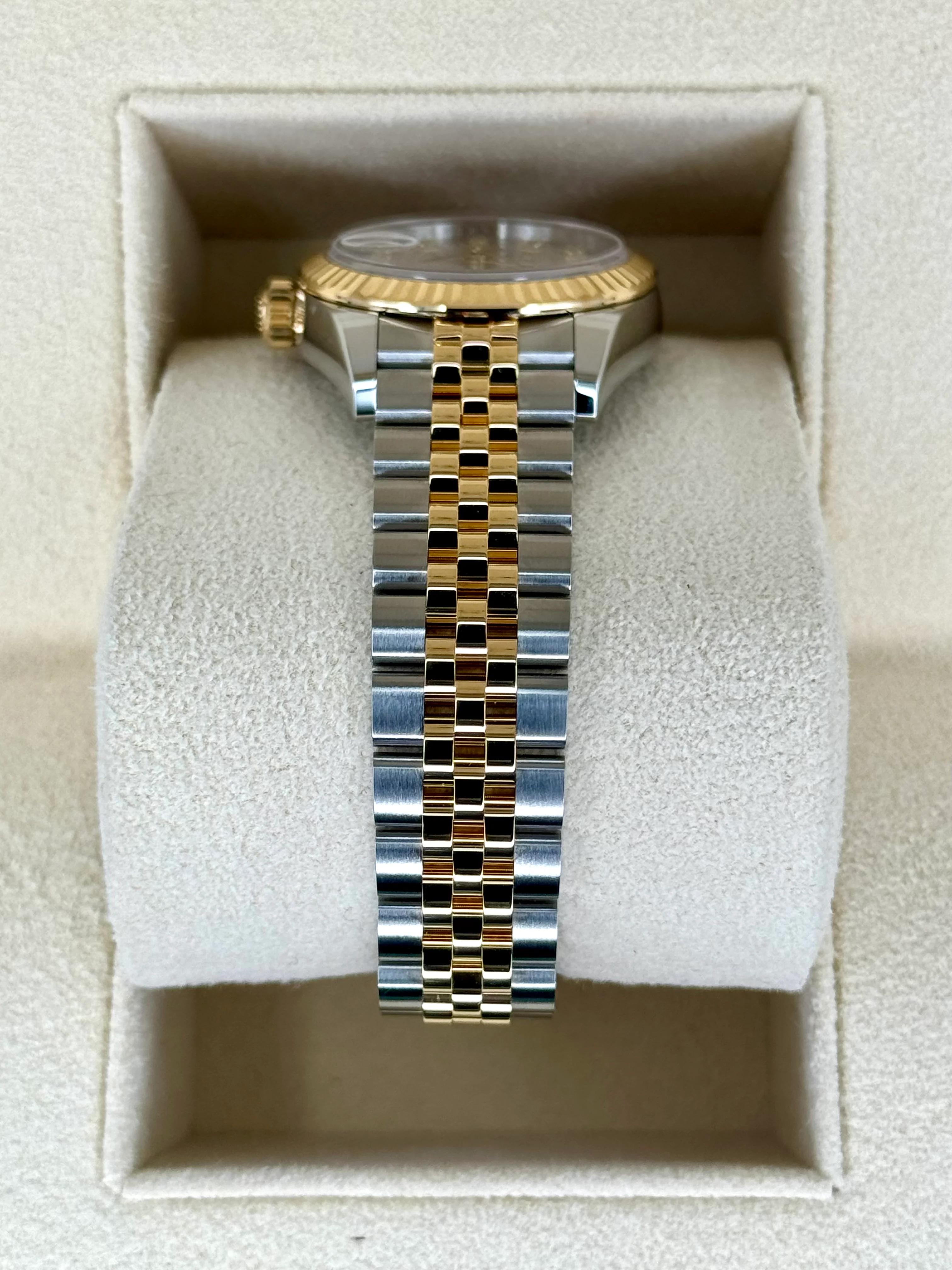 NEW 2024 Rolex Lady Datejust 28mm 279173 Jubilee Silver Diamond Dial - Image 4