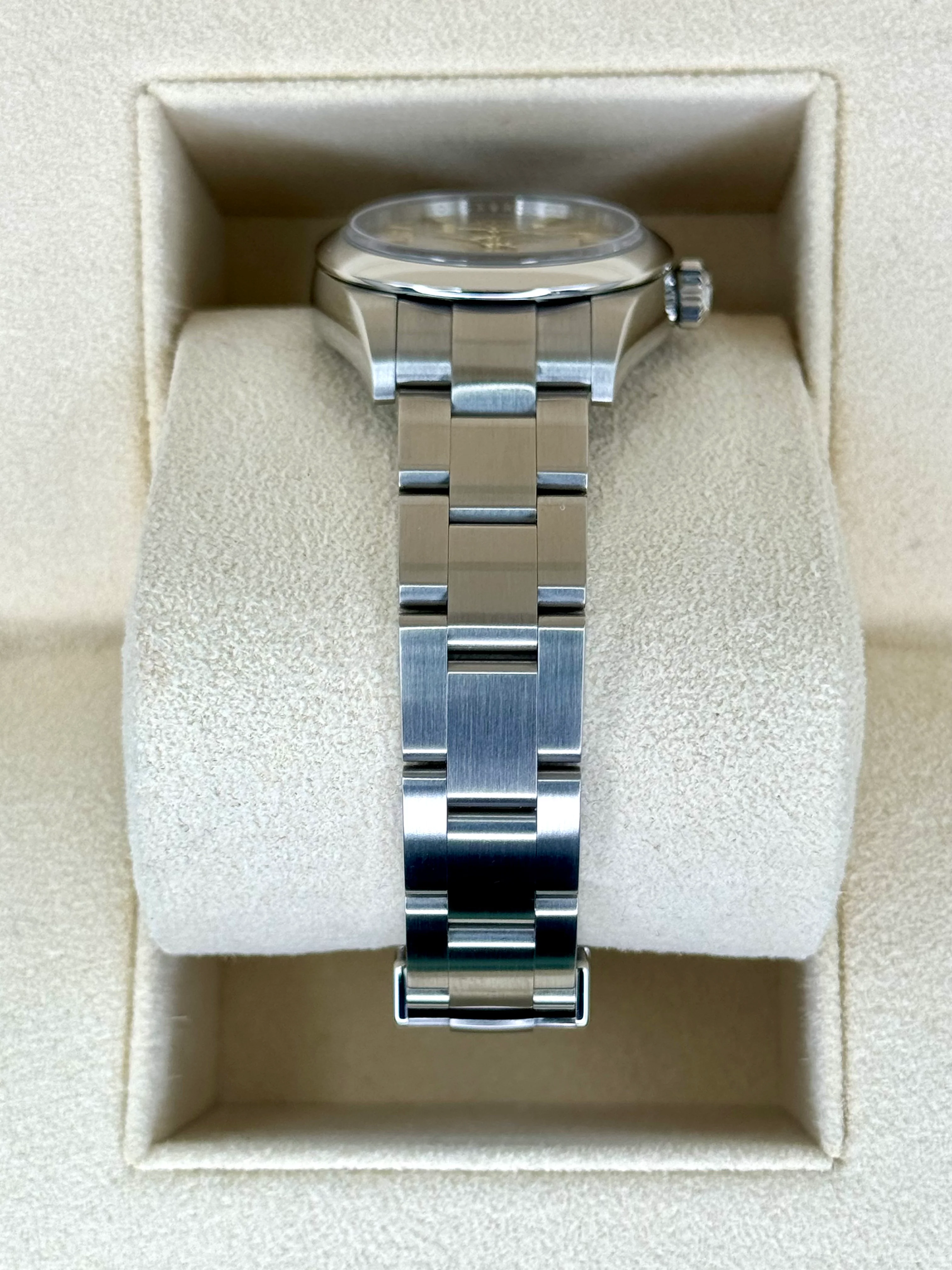NEW 2024 Rolex Oyster Perpetual 28mm 276200 Silver Dial - Image 3