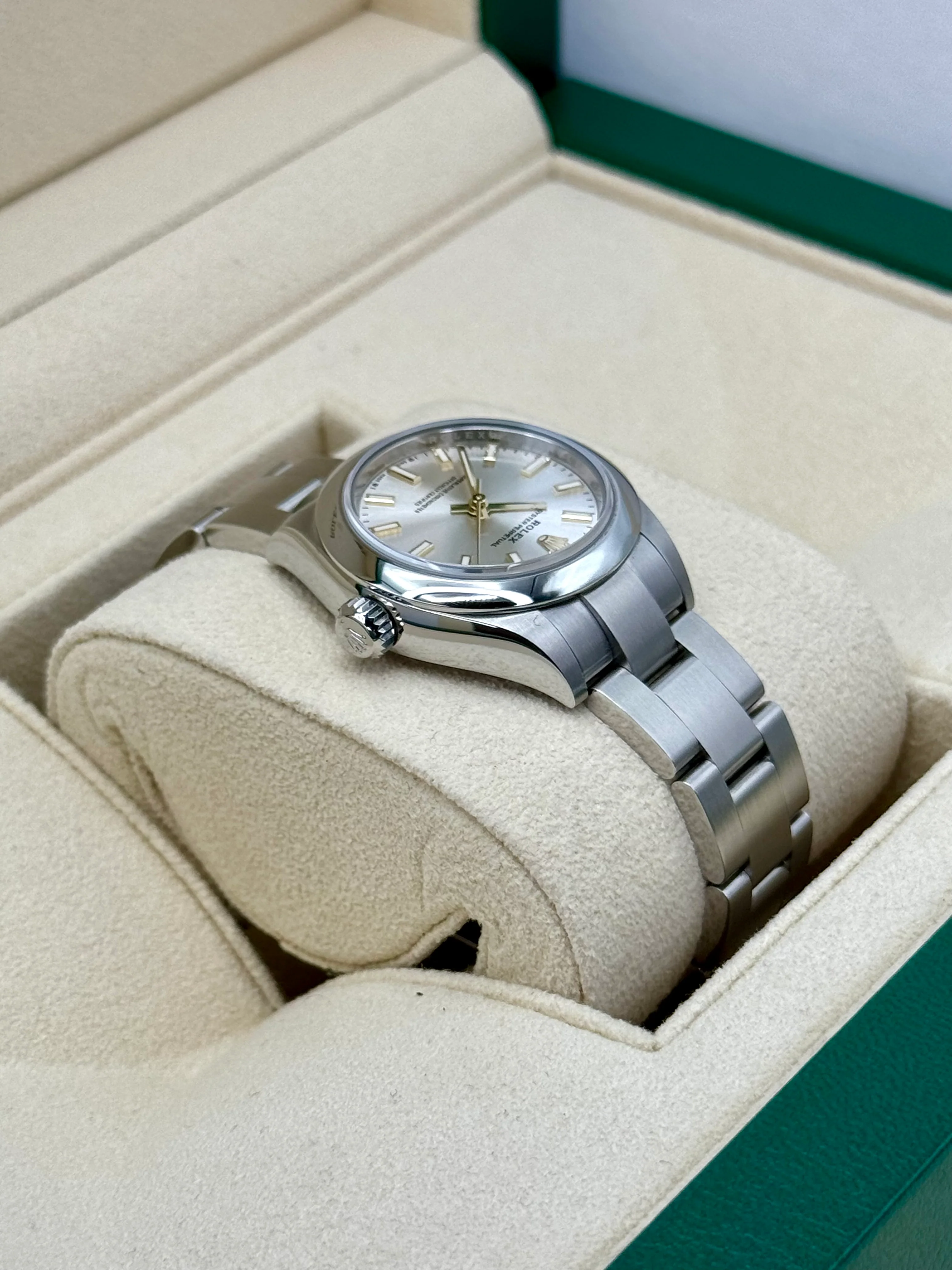 NEW 2024 Rolex Oyster Perpetual 28mm 276200 Silver Dial - Image 8