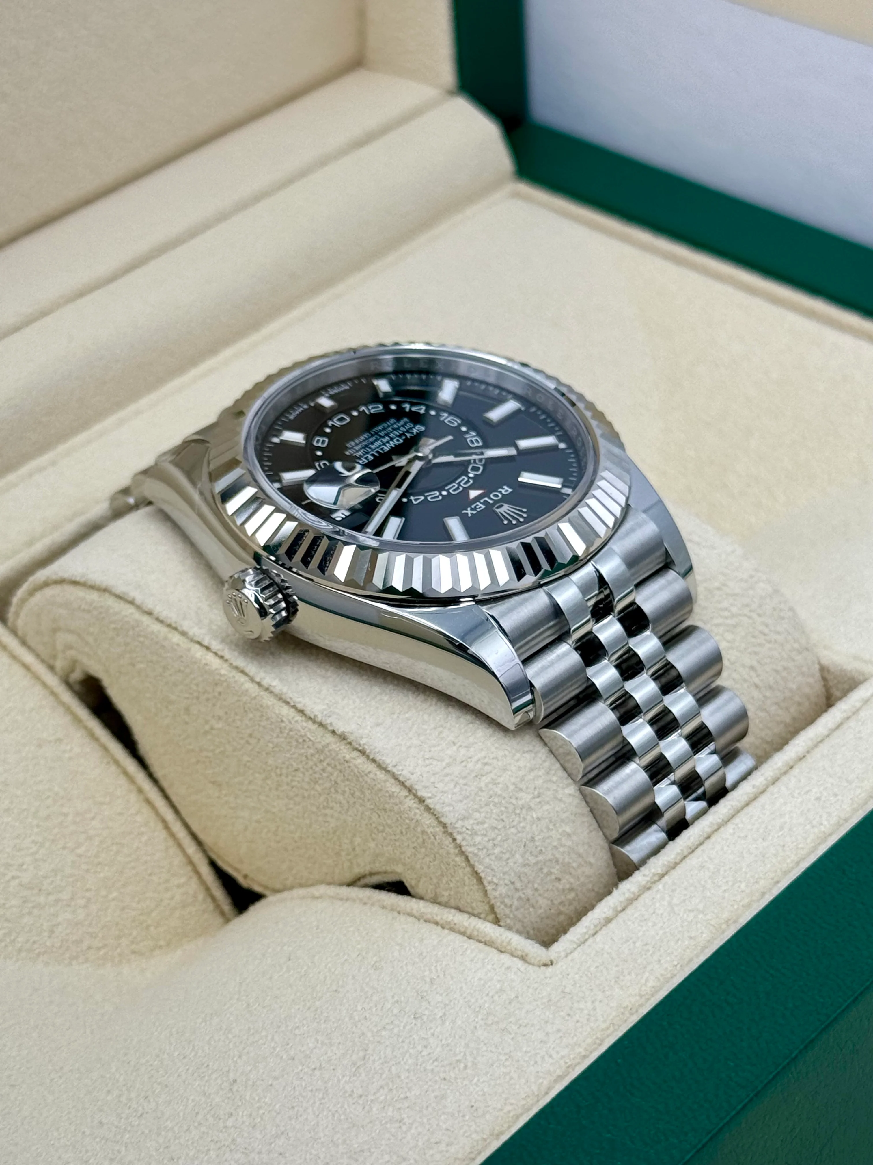 NEW 2024 Rolex Sky-Dweller 42mm 336934 Jubilee Black Dial - Image 8