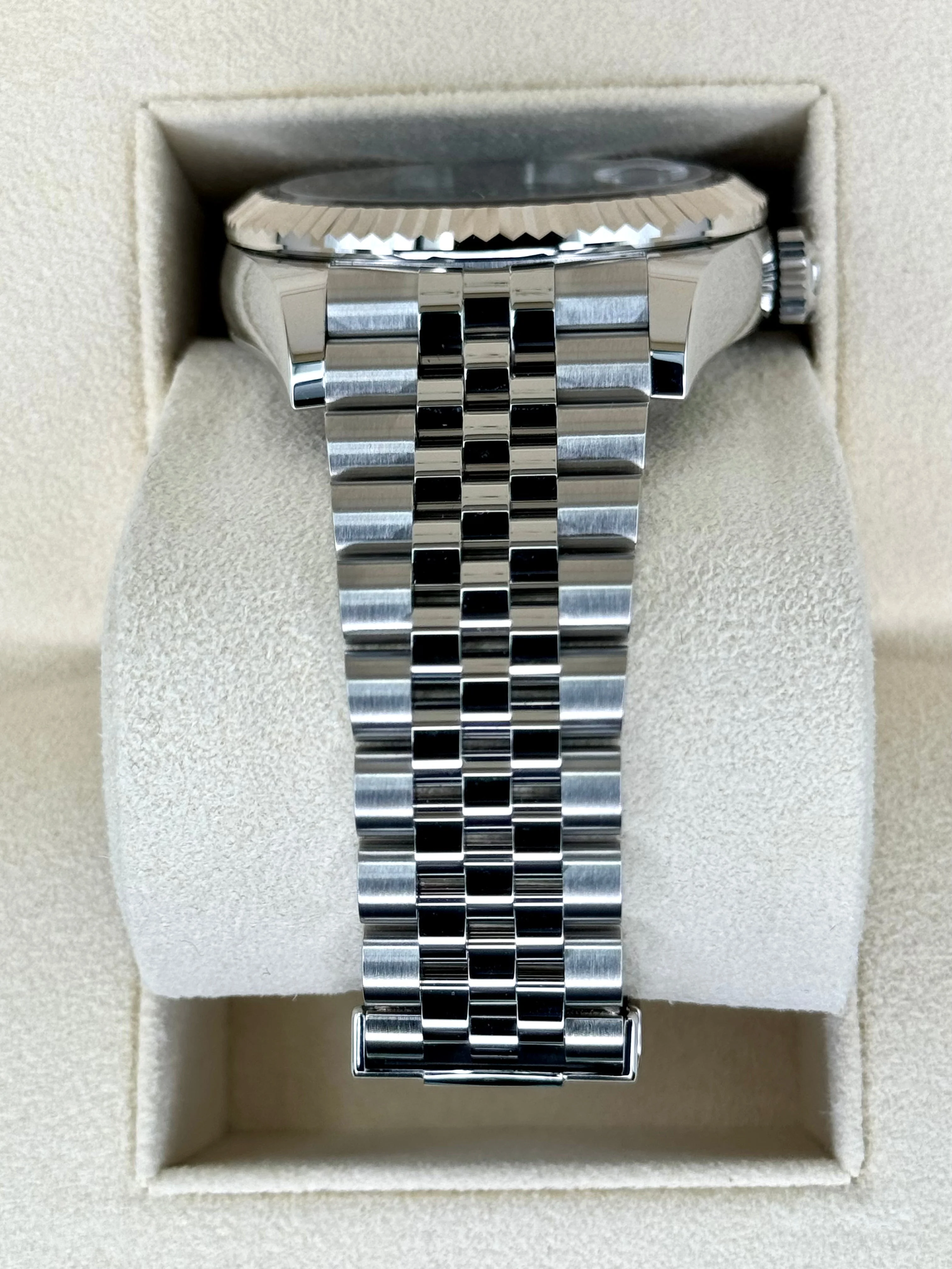 NEW 2024 Rolex Sky-Dweller 42mm 336934 Jubilee Blue Dial - Image 3