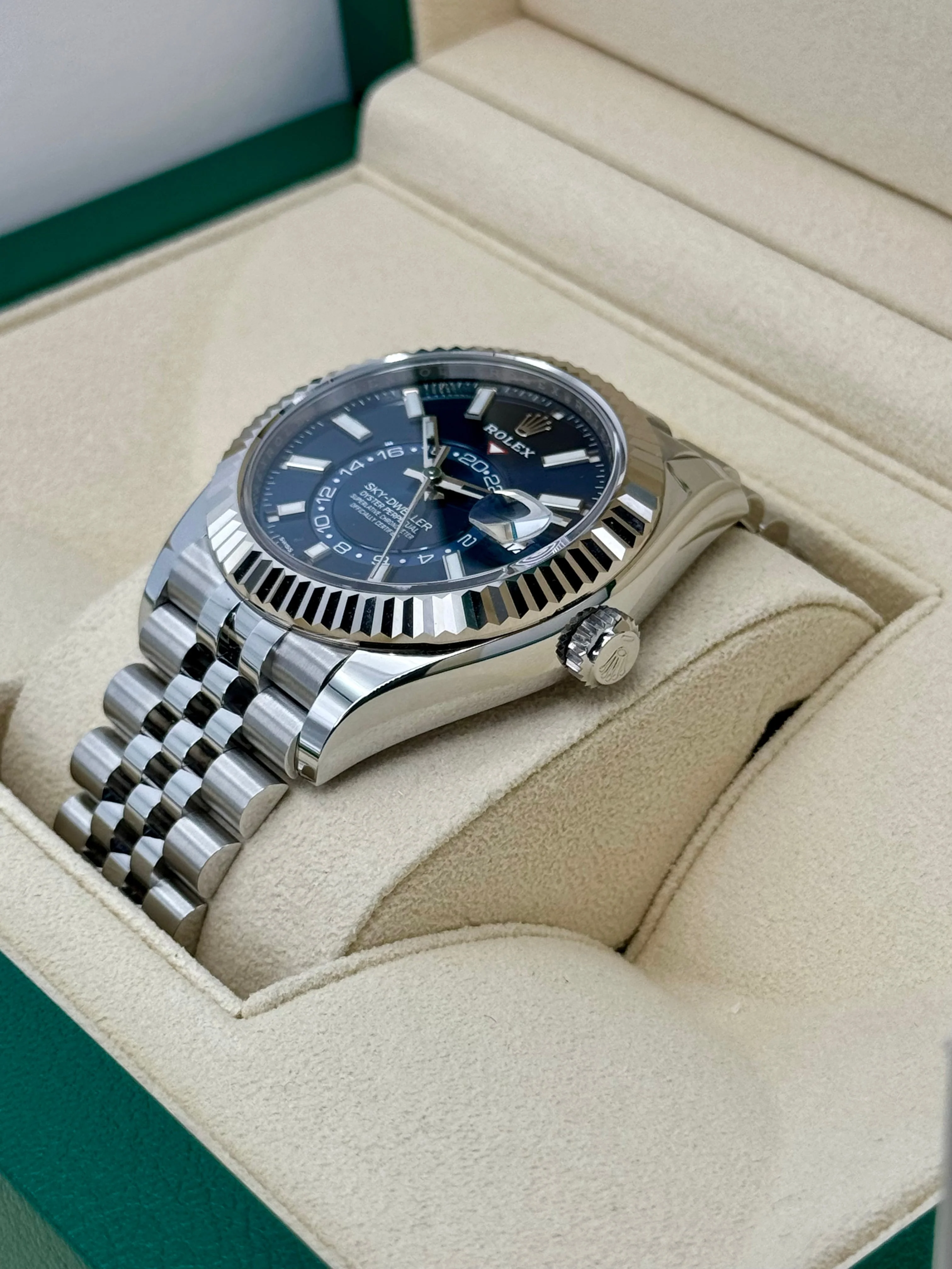 NEW 2024 Rolex Sky-Dweller 42mm 336934 Jubilee Blue Dial - Image 5
