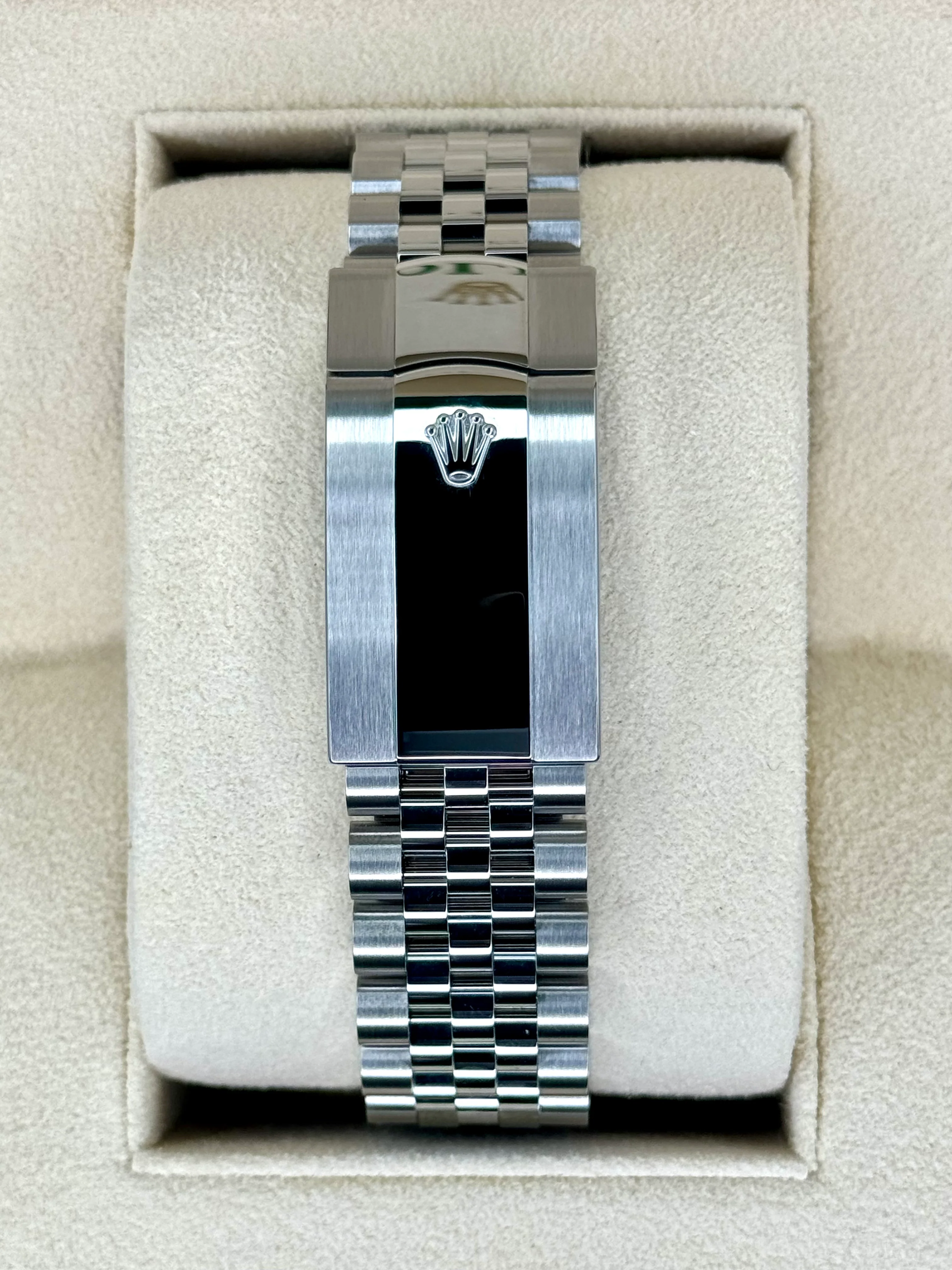 NEW 2024 Rolex Sky-Dweller 42mm 336934 Jubilee Mint Green Dial - Image 2