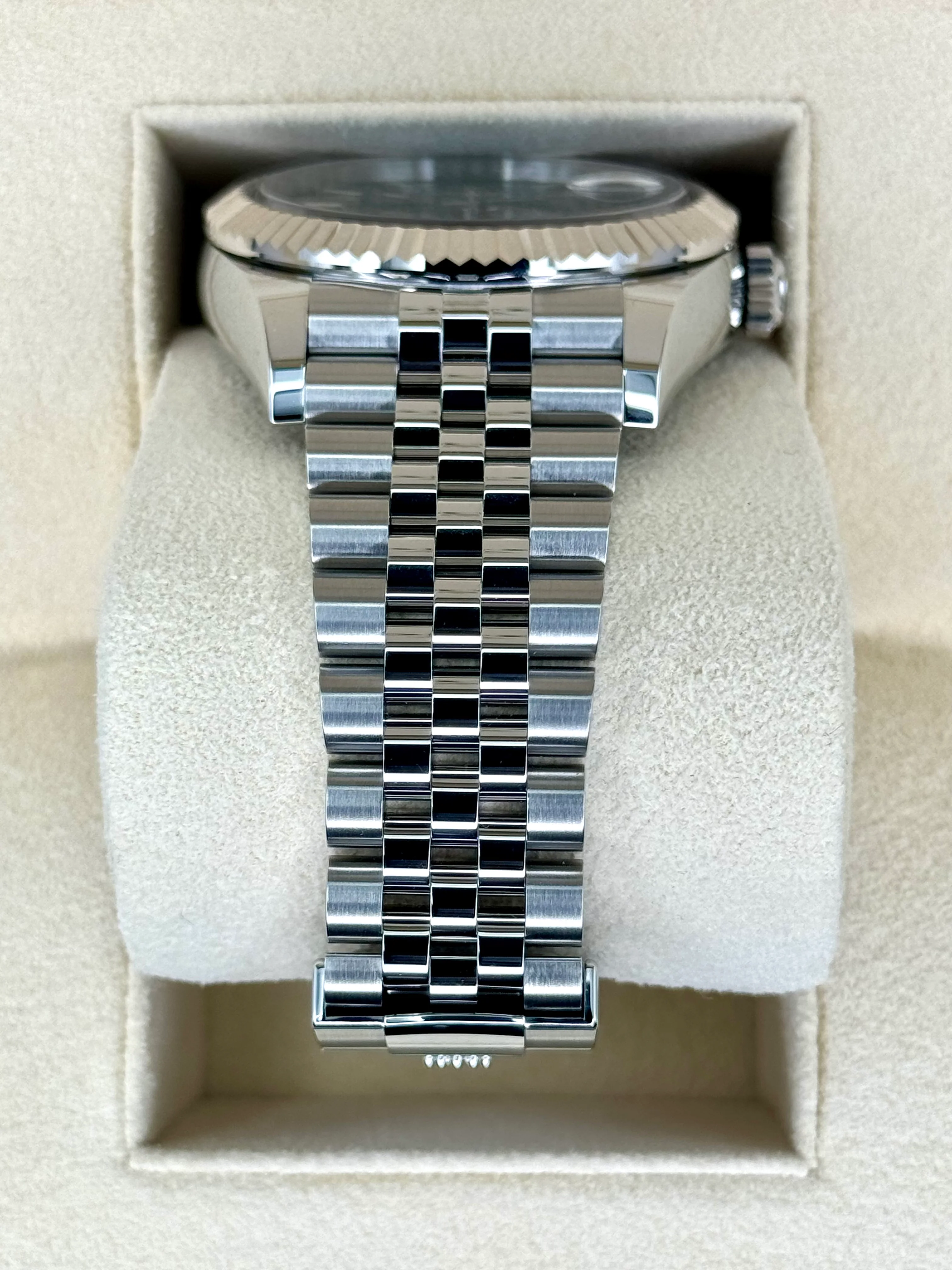 NEW 2024 Rolex Sky-Dweller 42mm 336934 Jubilee Mint Green Dial - Image 3