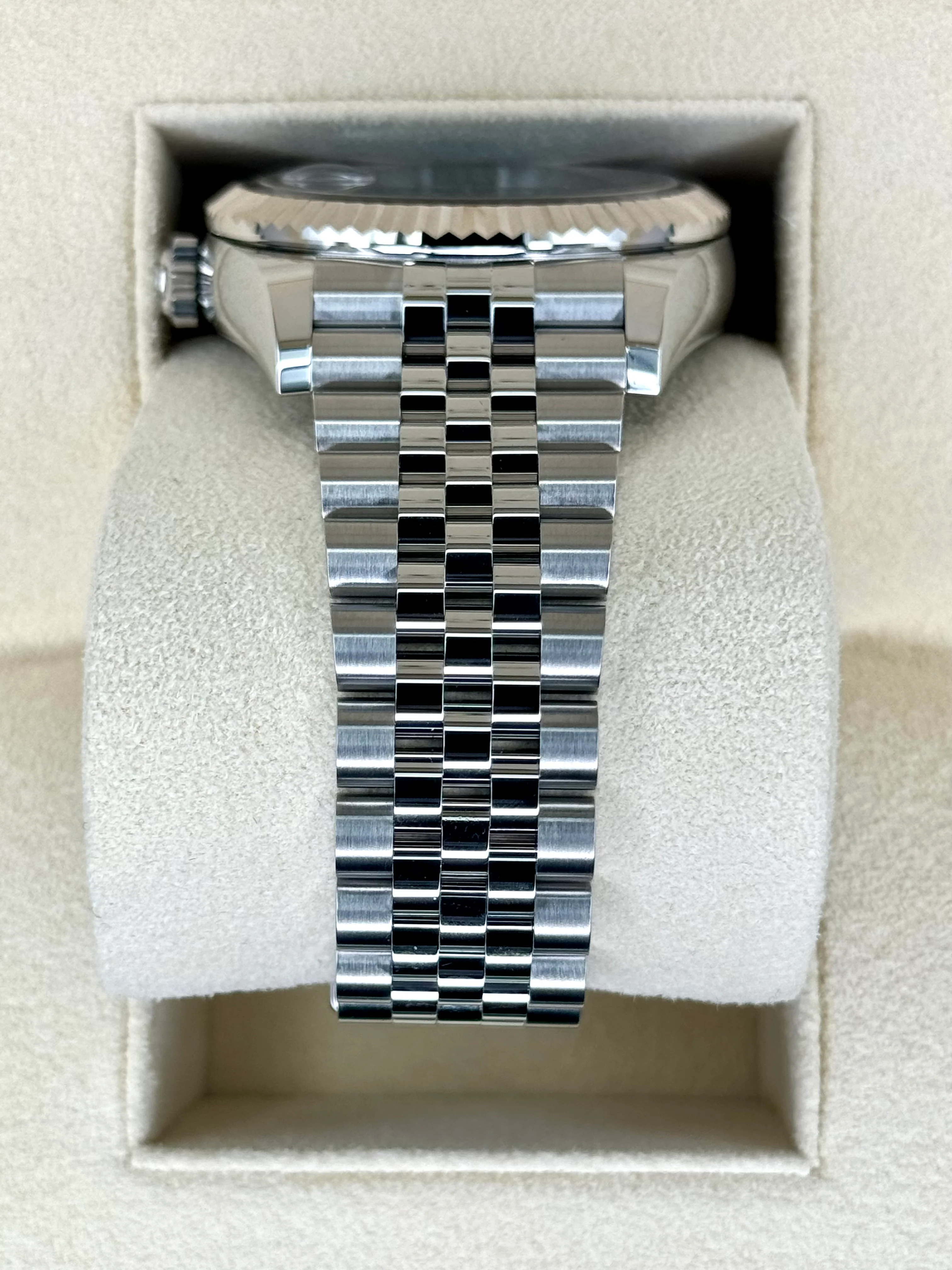 NEW 2024 Rolex Sky-Dweller 42mm 336934 Jubilee Mint Green Dial - Image 4