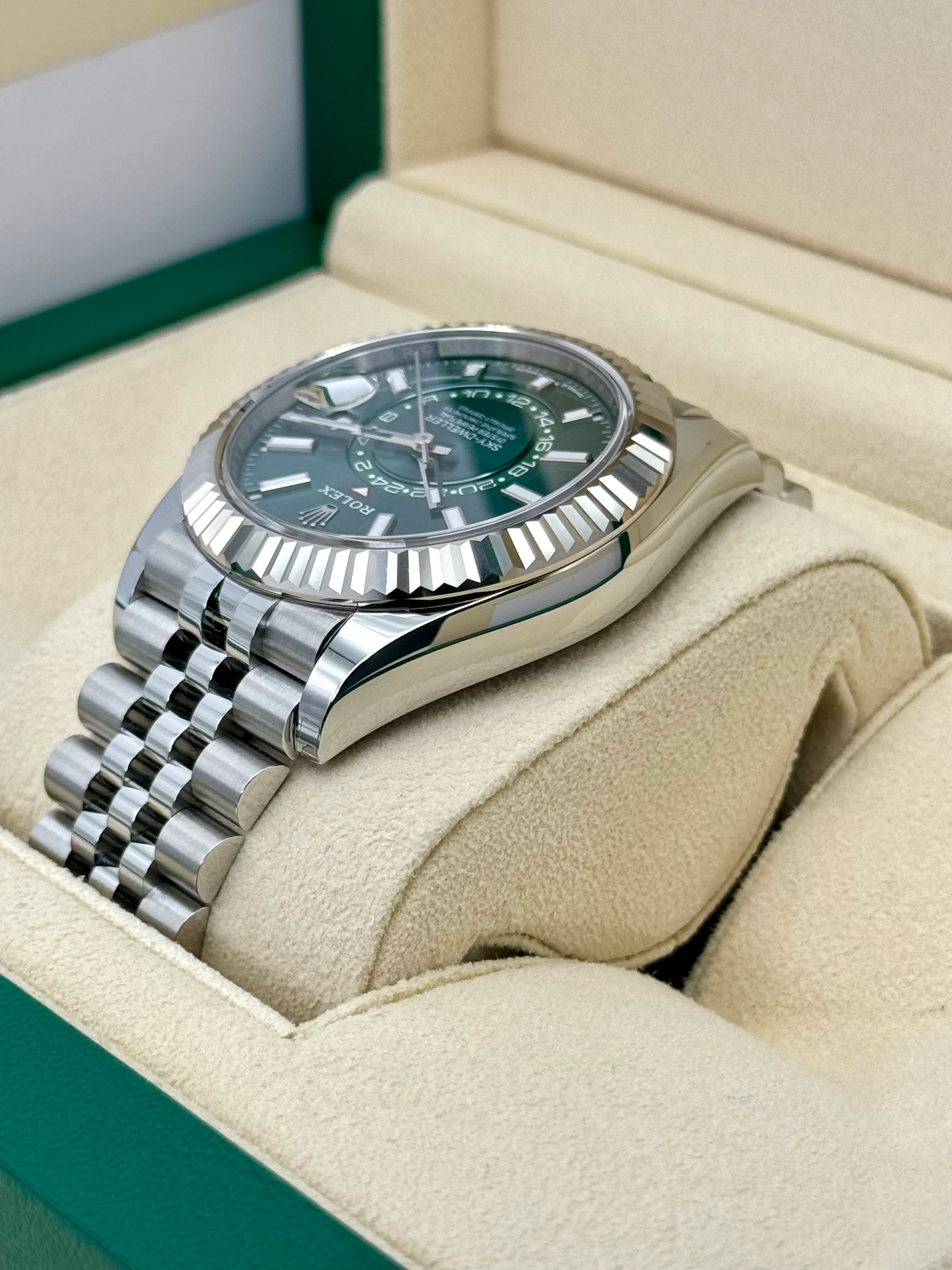 NEW 2024 Rolex Sky-Dweller 42mm 336934 Jubilee Mint Green Dial - Image 7