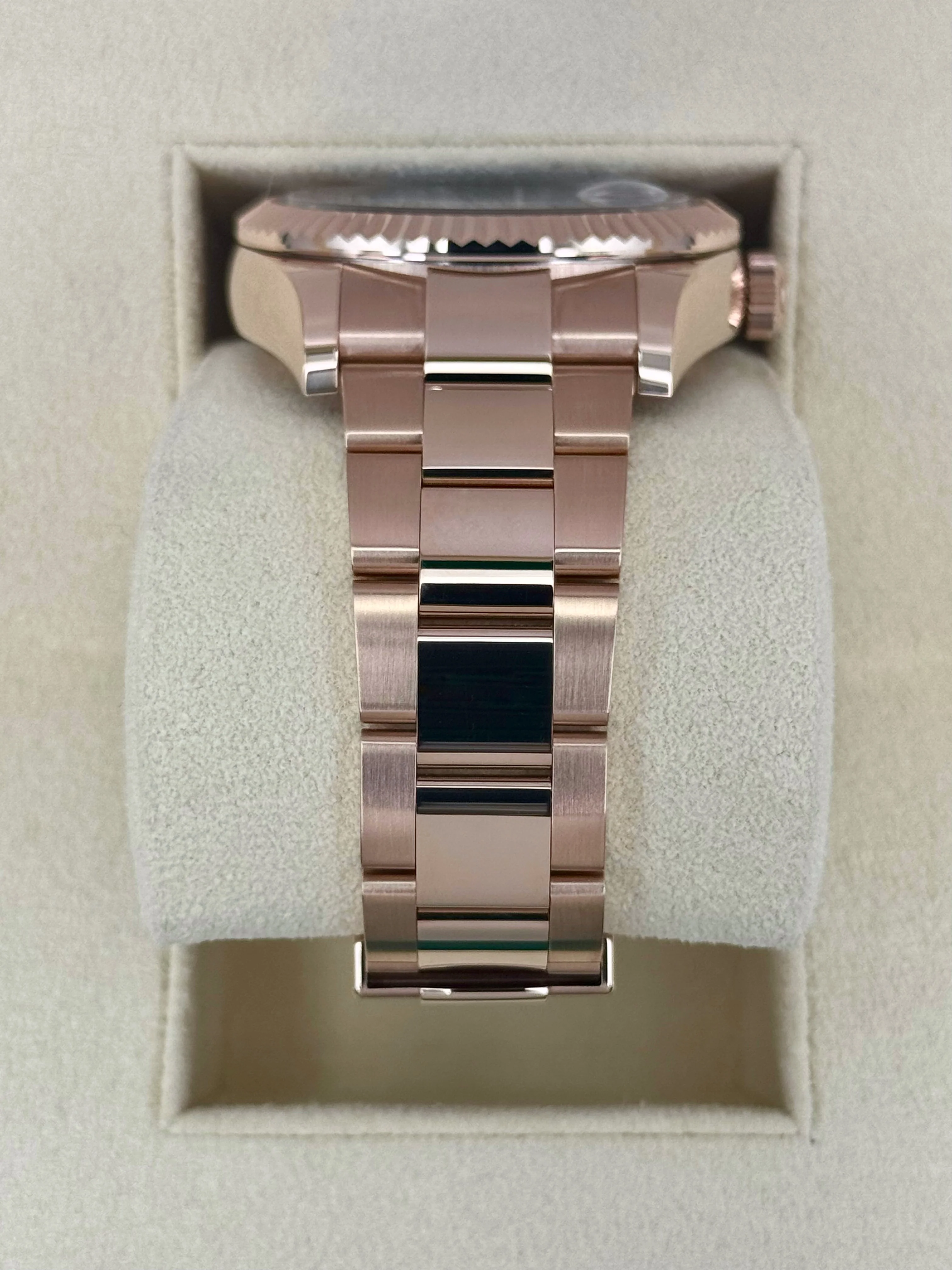 NEW 2024 Rolex Sky-Dweller 42mm 336935 Rose Gold Blue Dial - Image 3