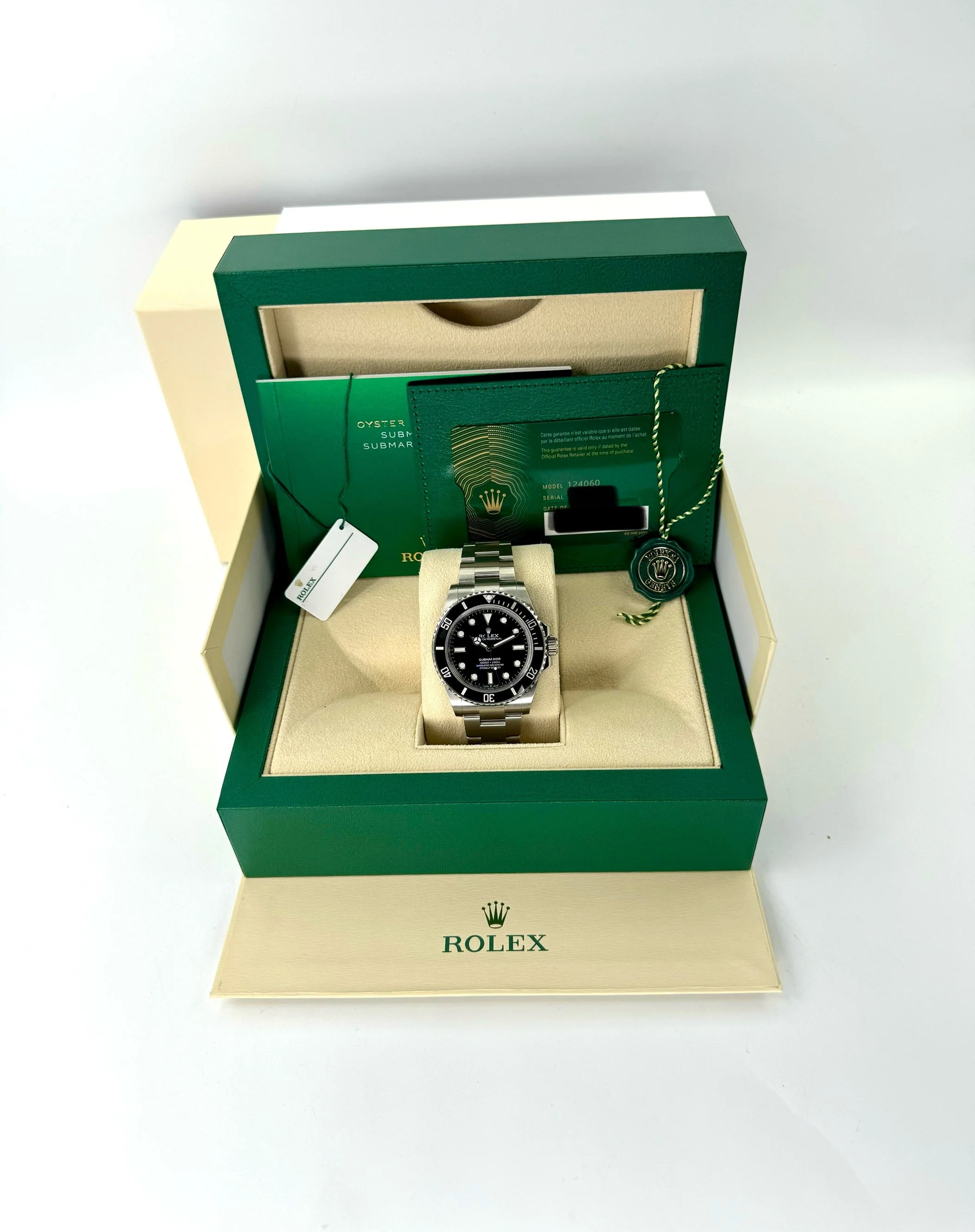 NEW 2024 Rolex Submariner 41mm 124060 Stainless Steel Black Dial - Image 11