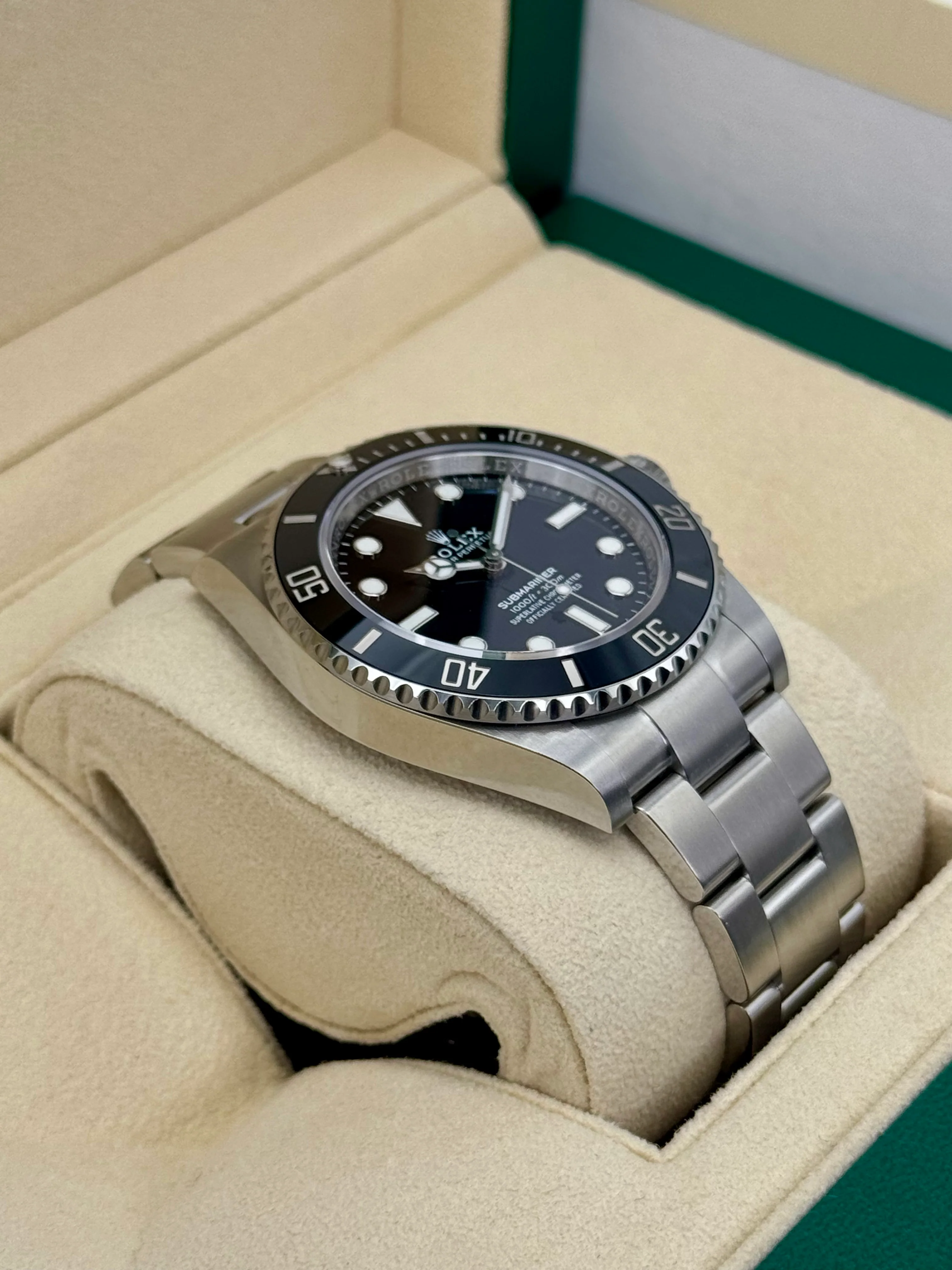 NEW 2024 Rolex Submariner 41mm 124060 Stainless Steel Black Dial - Image 6