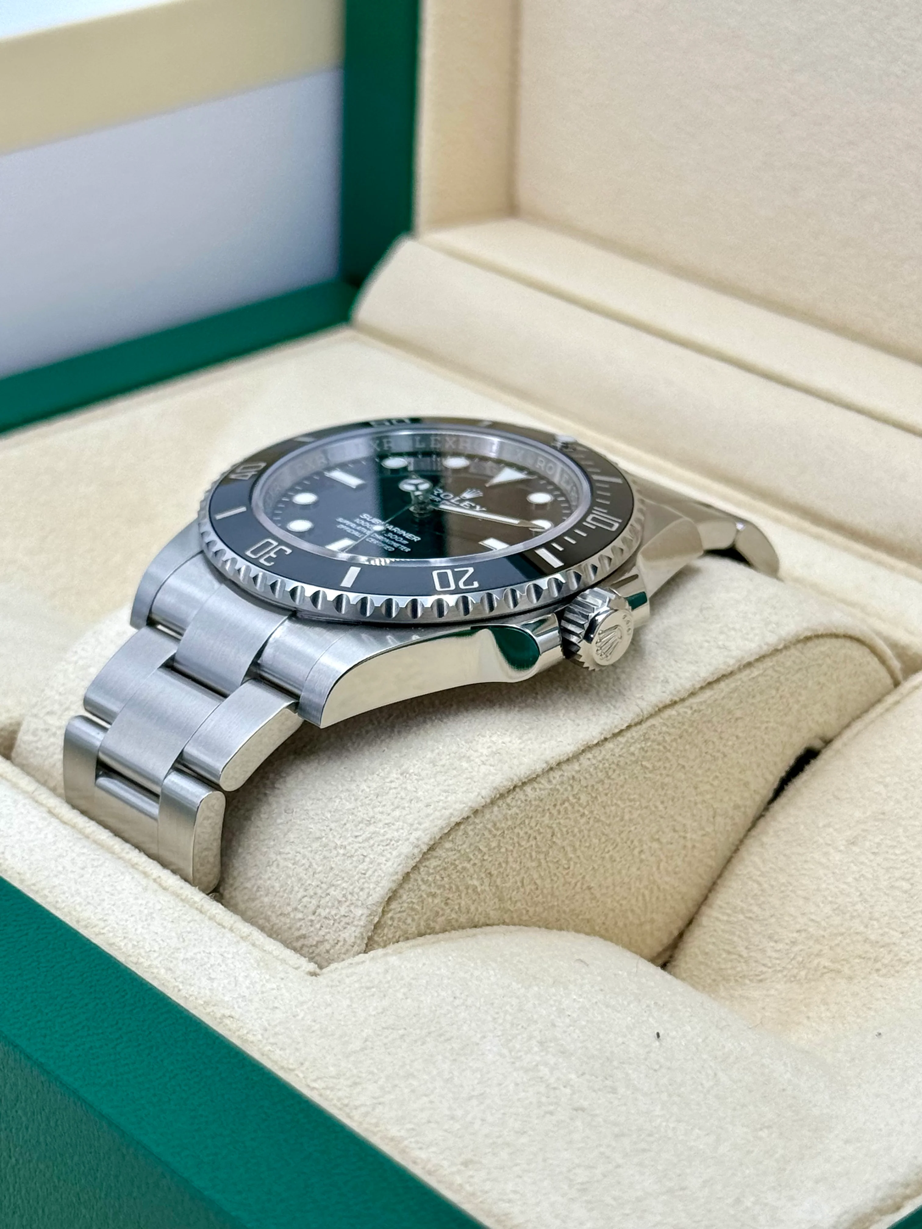NEW 2024 Rolex Submariner 41mm 124060 Stainless Steel Black Dial - Image 5