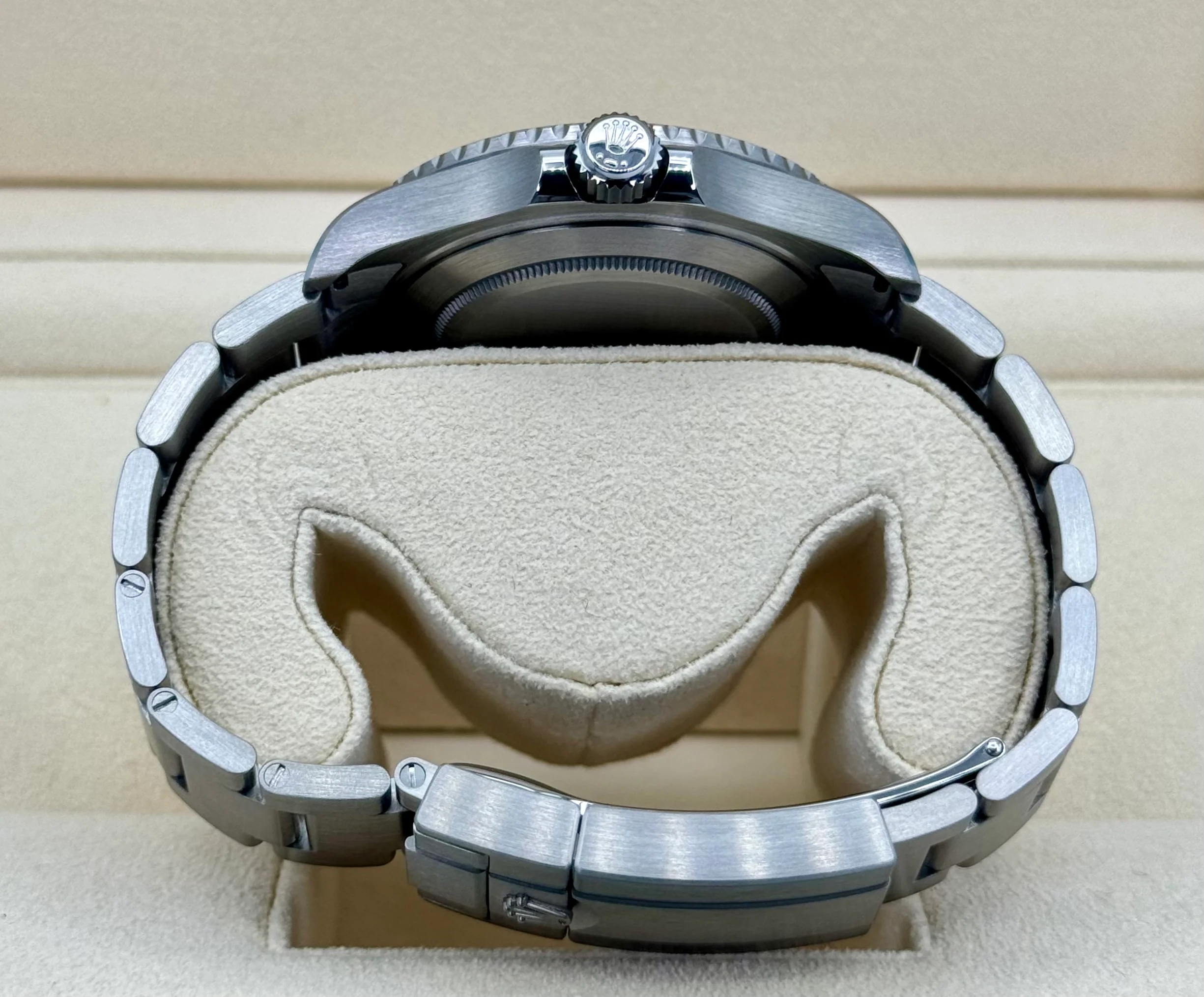 NEW 2024 Rolex Yacht-Master 42mm 226627 Titanium - Image 9