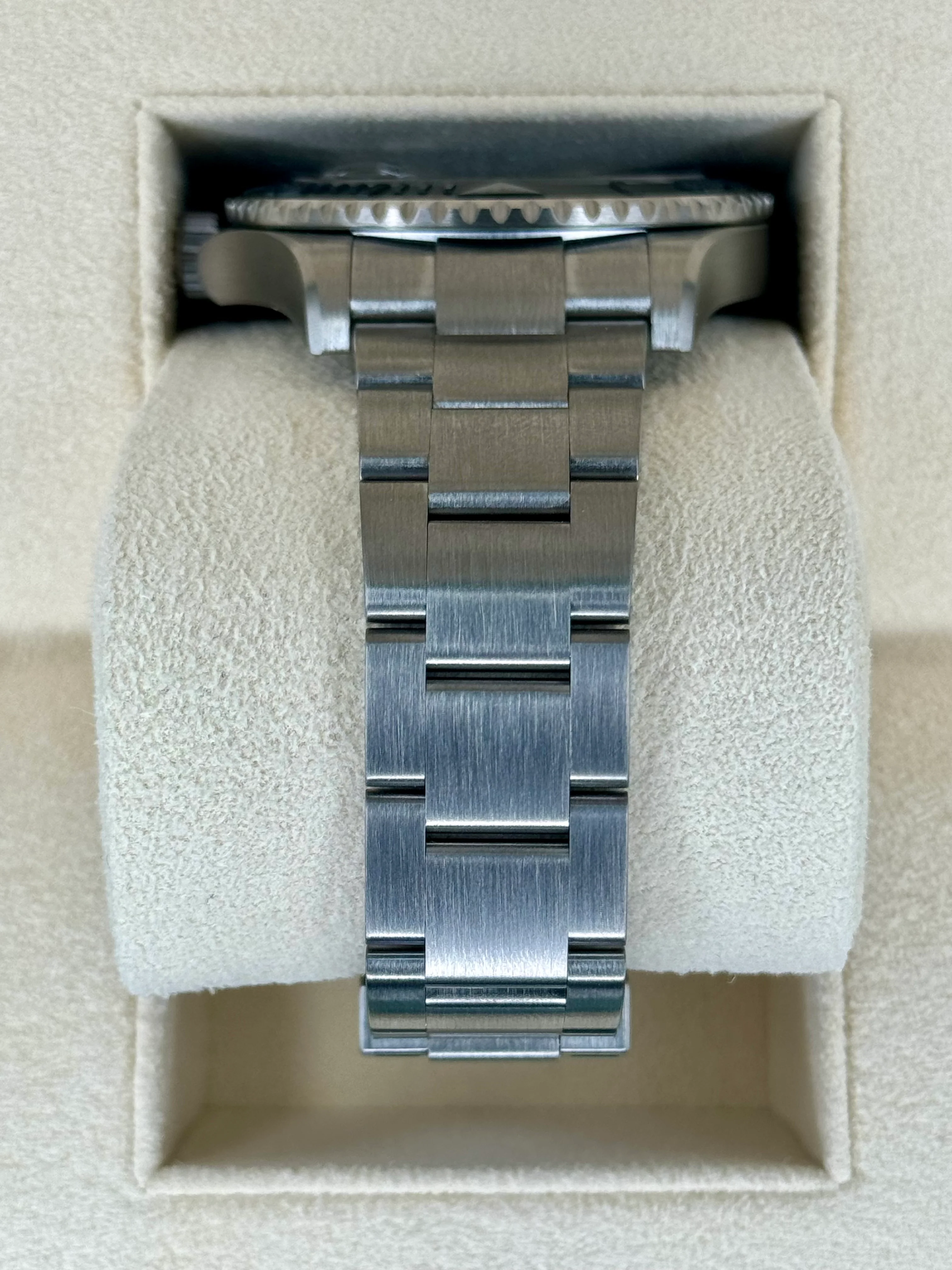 NEW 2024 Rolex Yacht-Master 42mm 226627 Titanium - Image 4