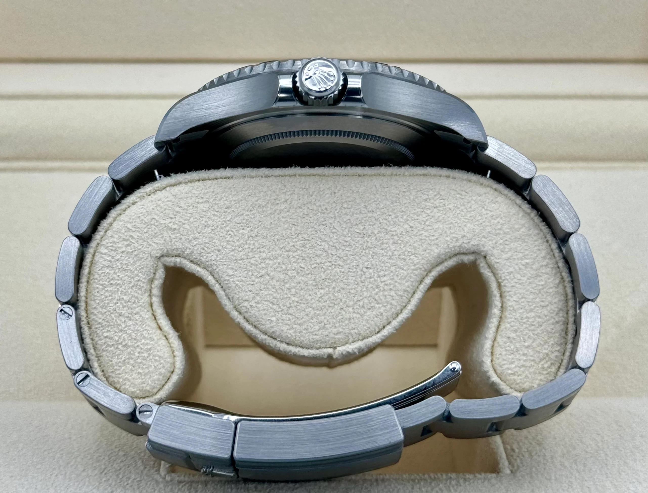 NEW 2024 Rolex Yacht-Master 42mm 226627 Titanium - Image 9
