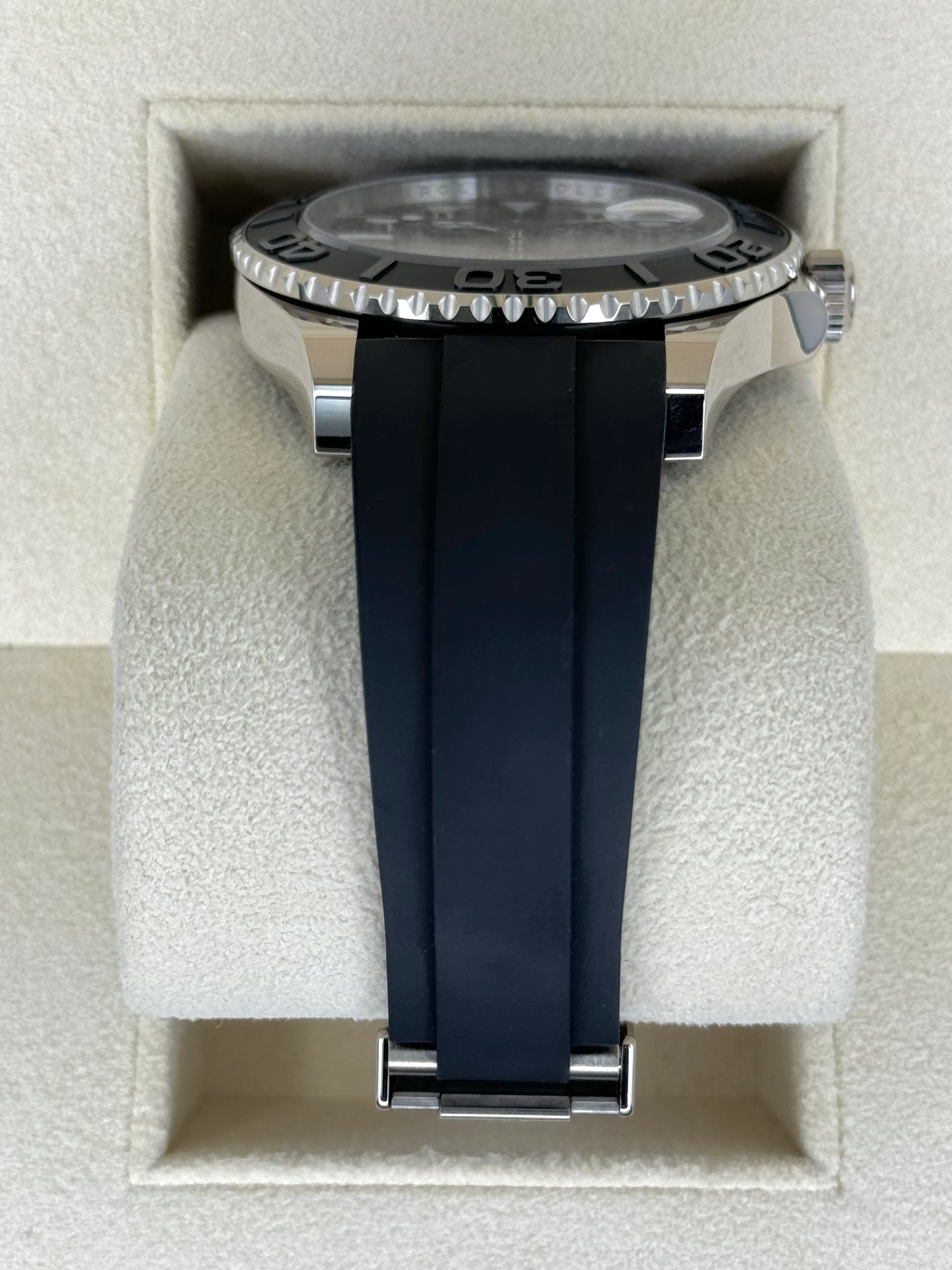 NEW 2024 Rolex Yacht-Master 42mm 226659 White Gold Oysterflex Black Dial - Image 3