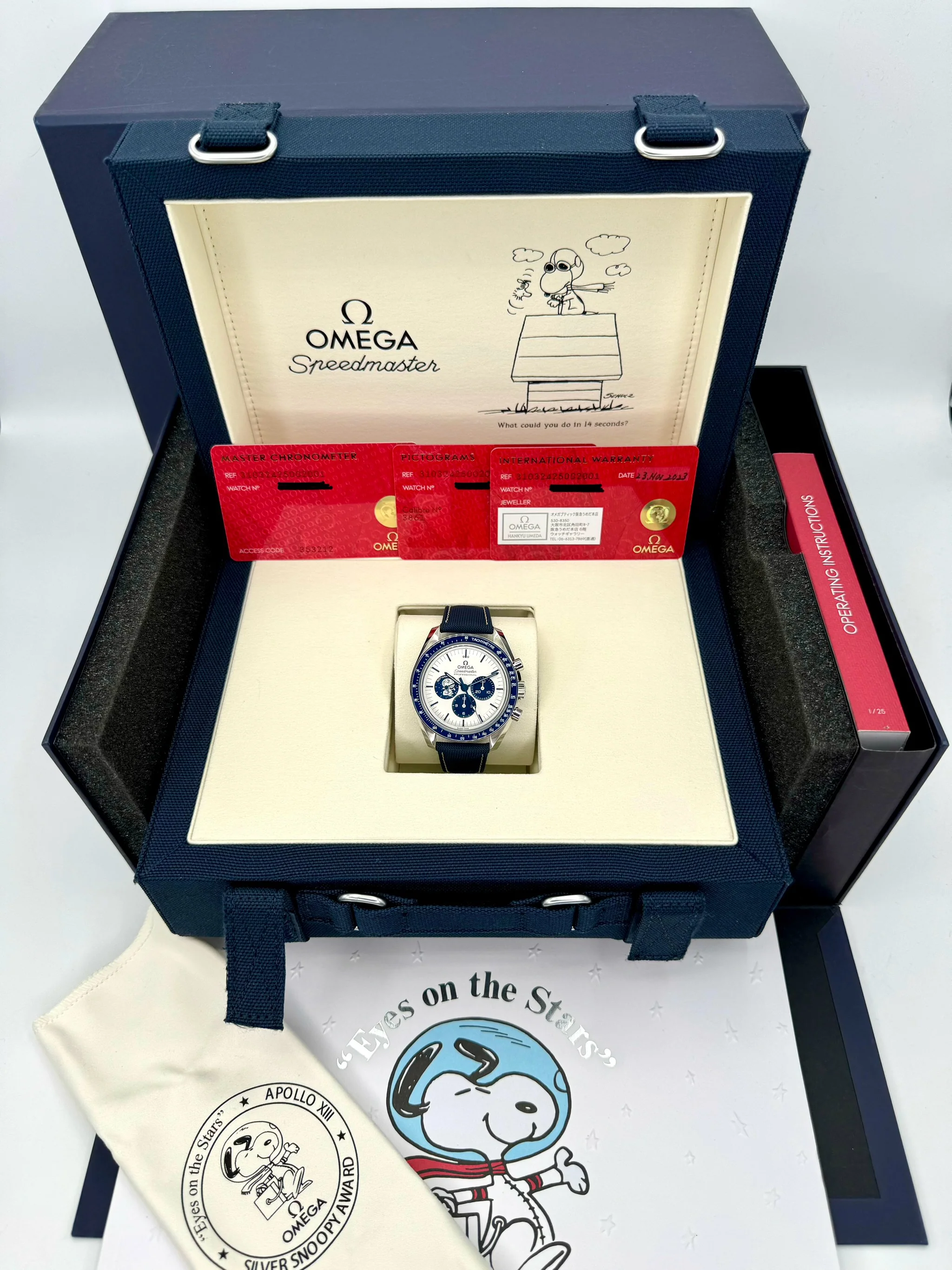 NEW 2023 Omega Speedmaster Silver Snoopy Award 310.32.42.50.02.001 - Image 12