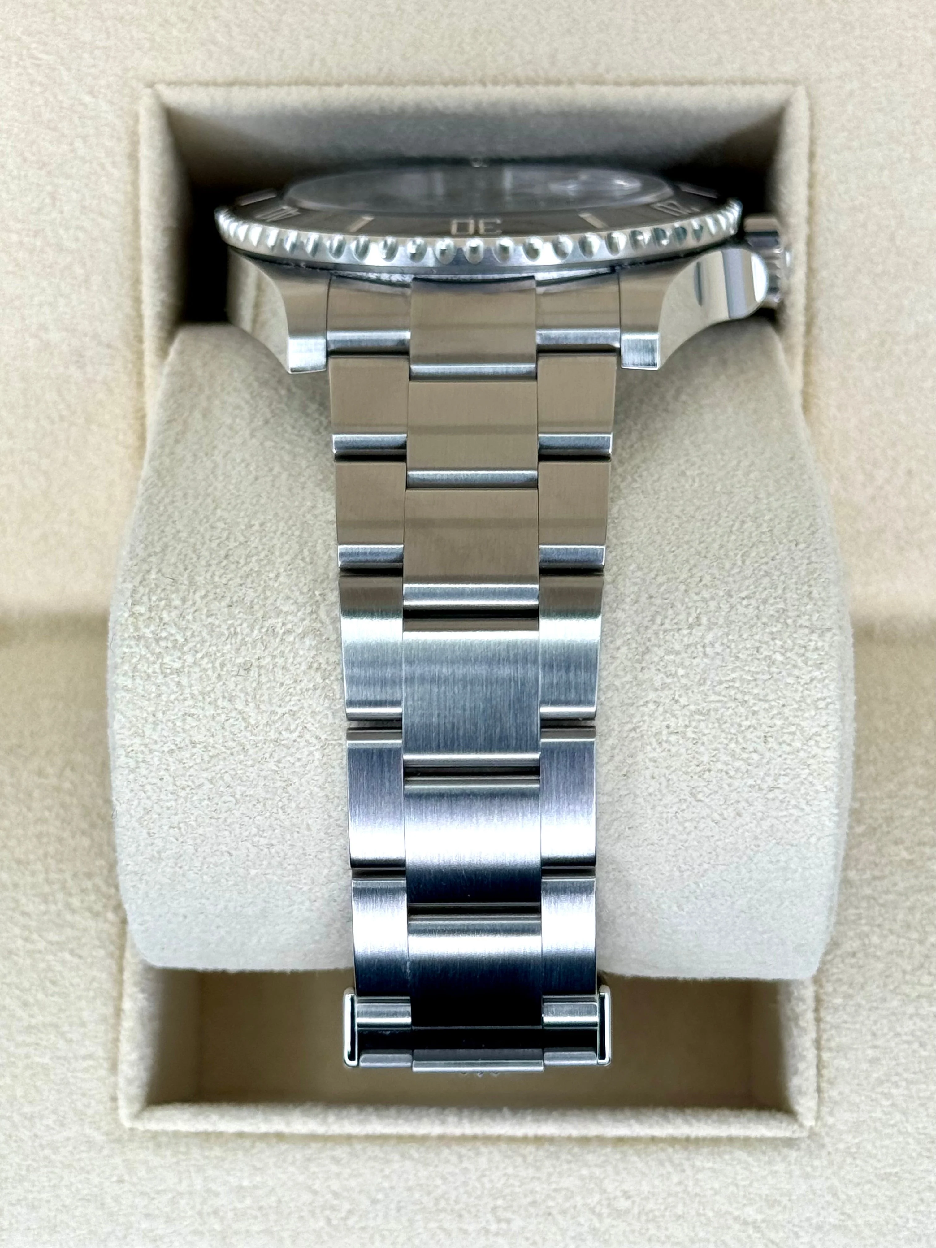 NEW 2024 Rolex Submariner 41mm 126610LN Stainless Steel Black Dial - Image 3