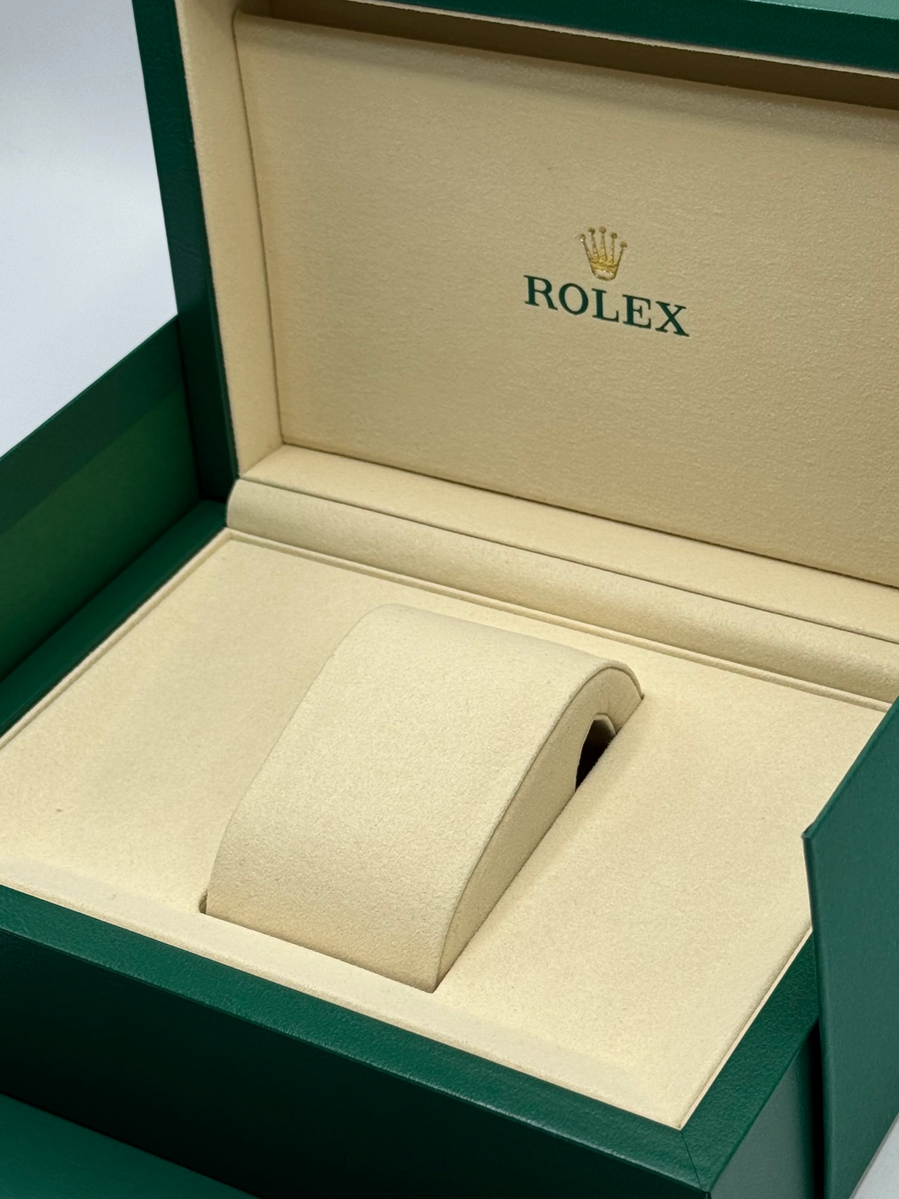 NEW 2025 100% Authentic Rolex Medium Box 53491.8071 - Image 2