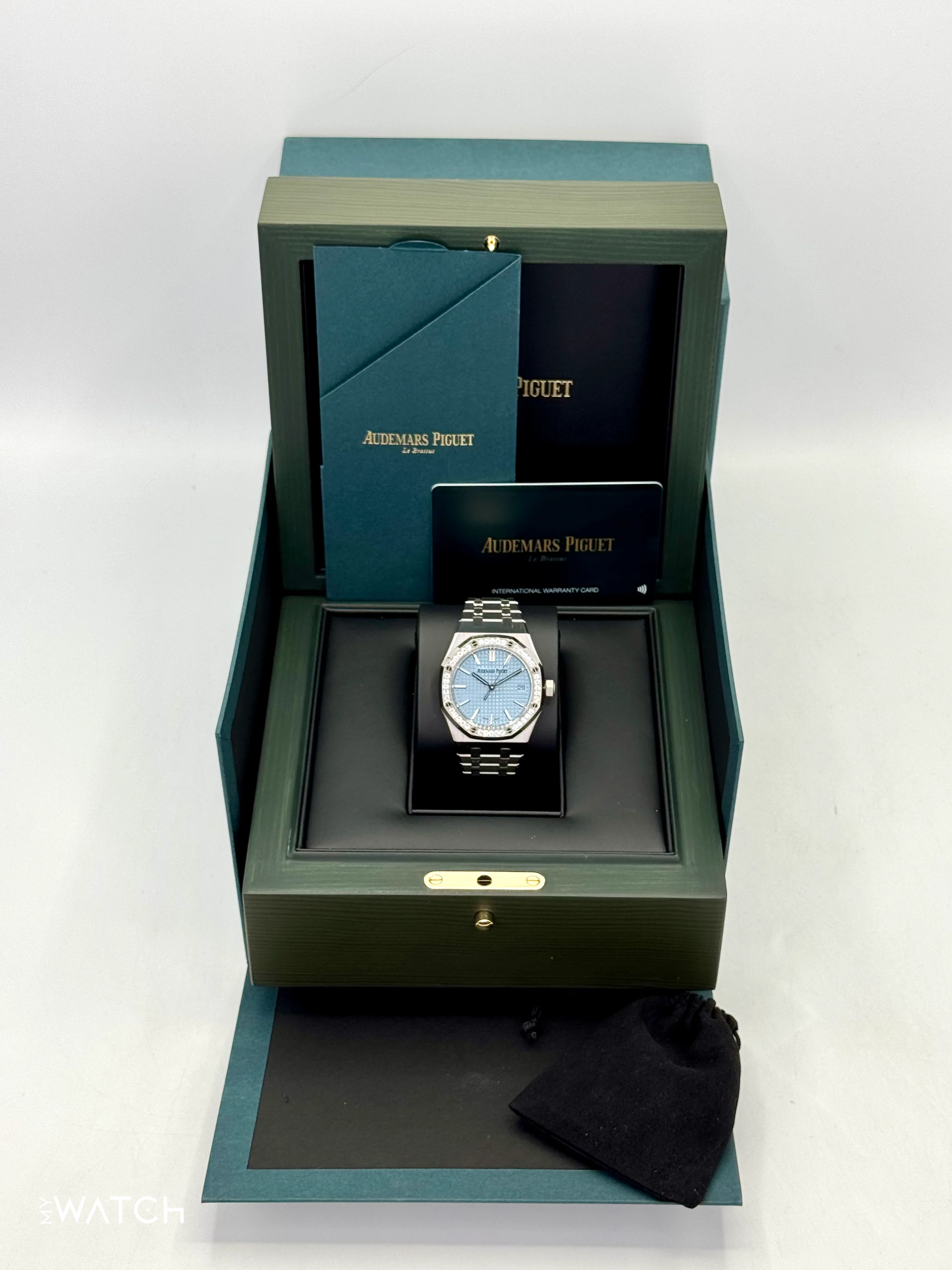 NEW 2025 Audemars Piguet Royal Oak 37mm 15551ST Stainless Steel Blue Dial - Image 10