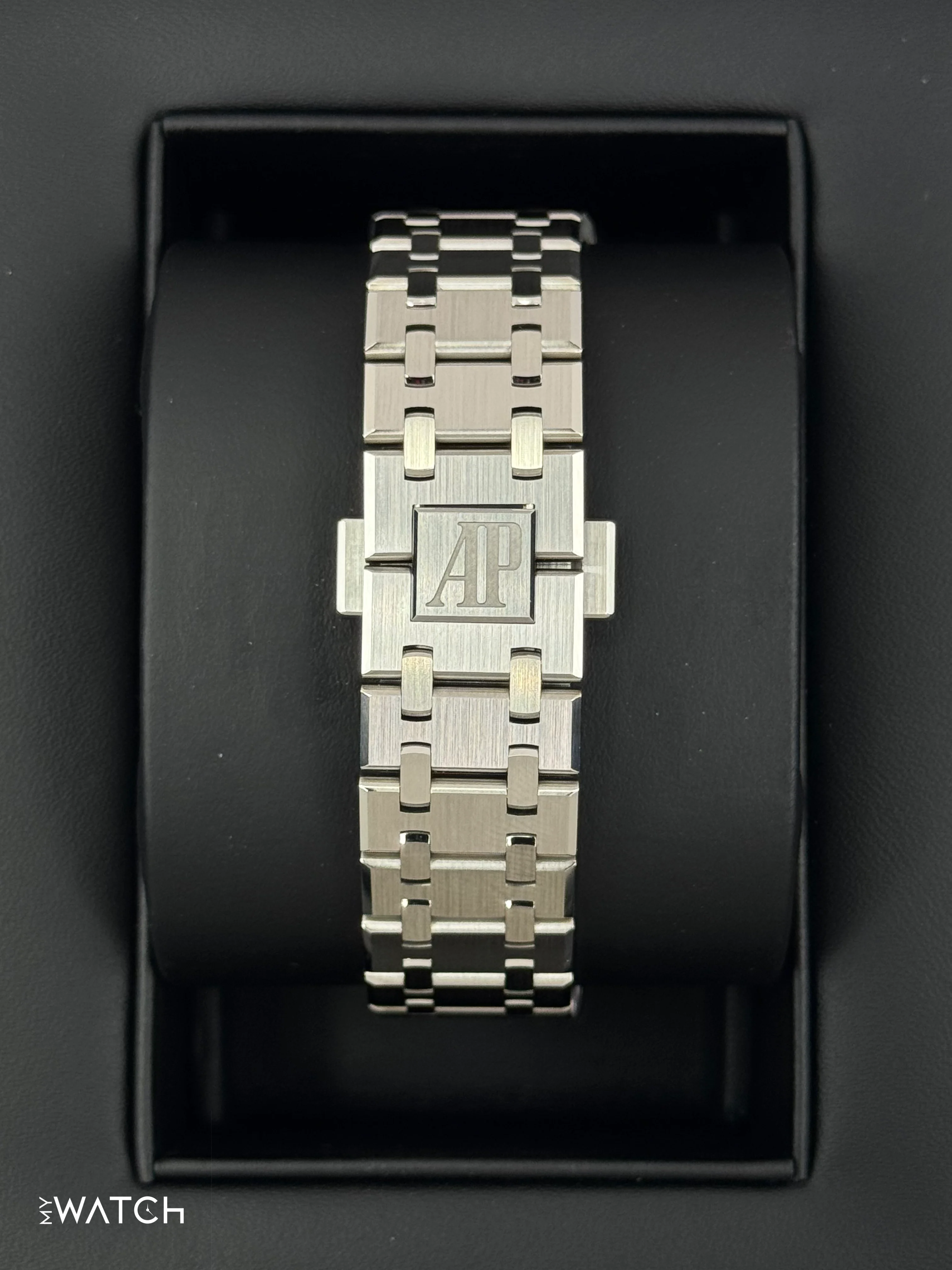 NEW 2025 Audemars Piguet Royal Oak 37mm 15551ST Stainless Steel Blue Dial - Image 2