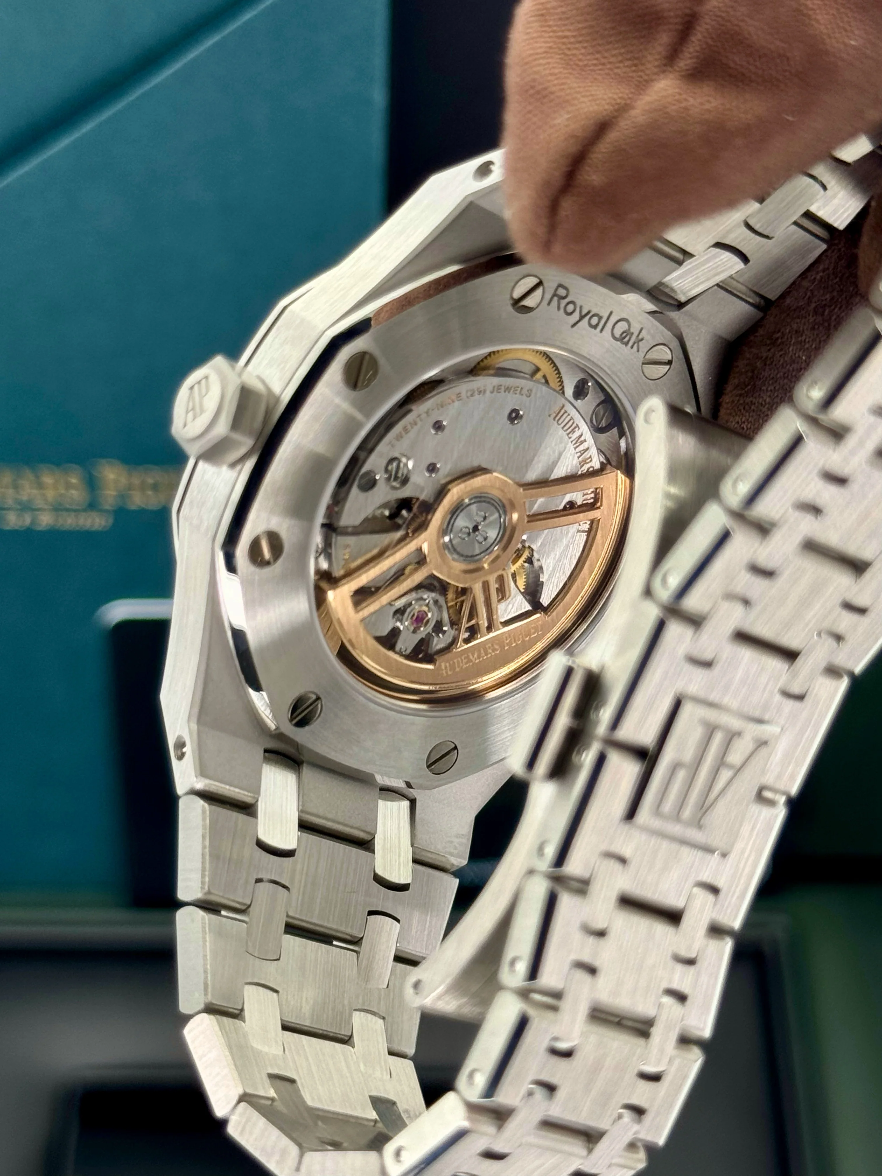 NEW 2025 Audemars Piguet Royal Oak 37mm 15551ST Stainless Steel Blue Dial - Image 9