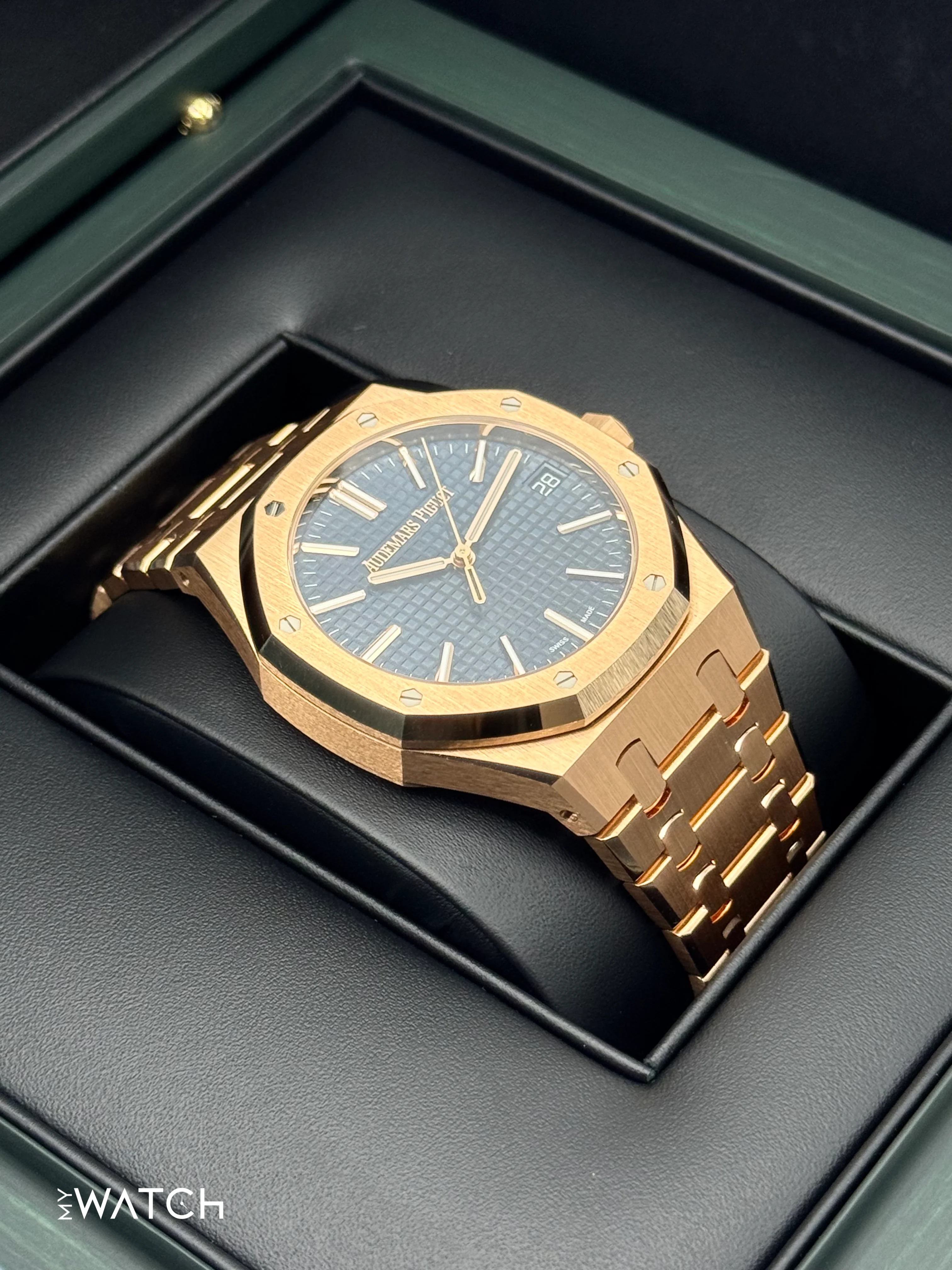 NEW 2025 Audemars Piguet Royal Oak 41mm 15510OR Rose Gold Blue Dial - Image 6