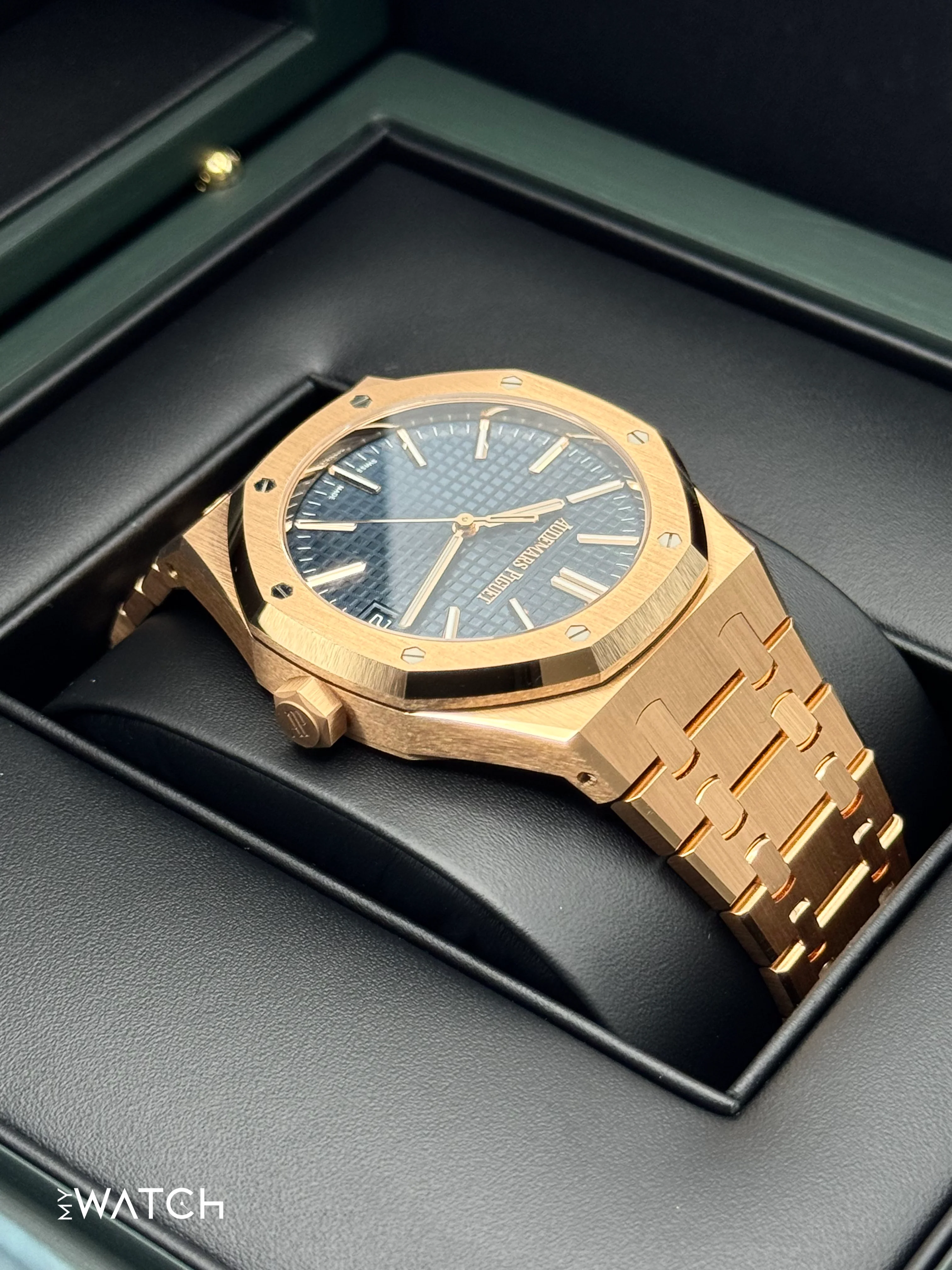 NEW 2025 Audemars Piguet Royal Oak 41mm 15510OR Rose Gold Blue Dial - Image 8