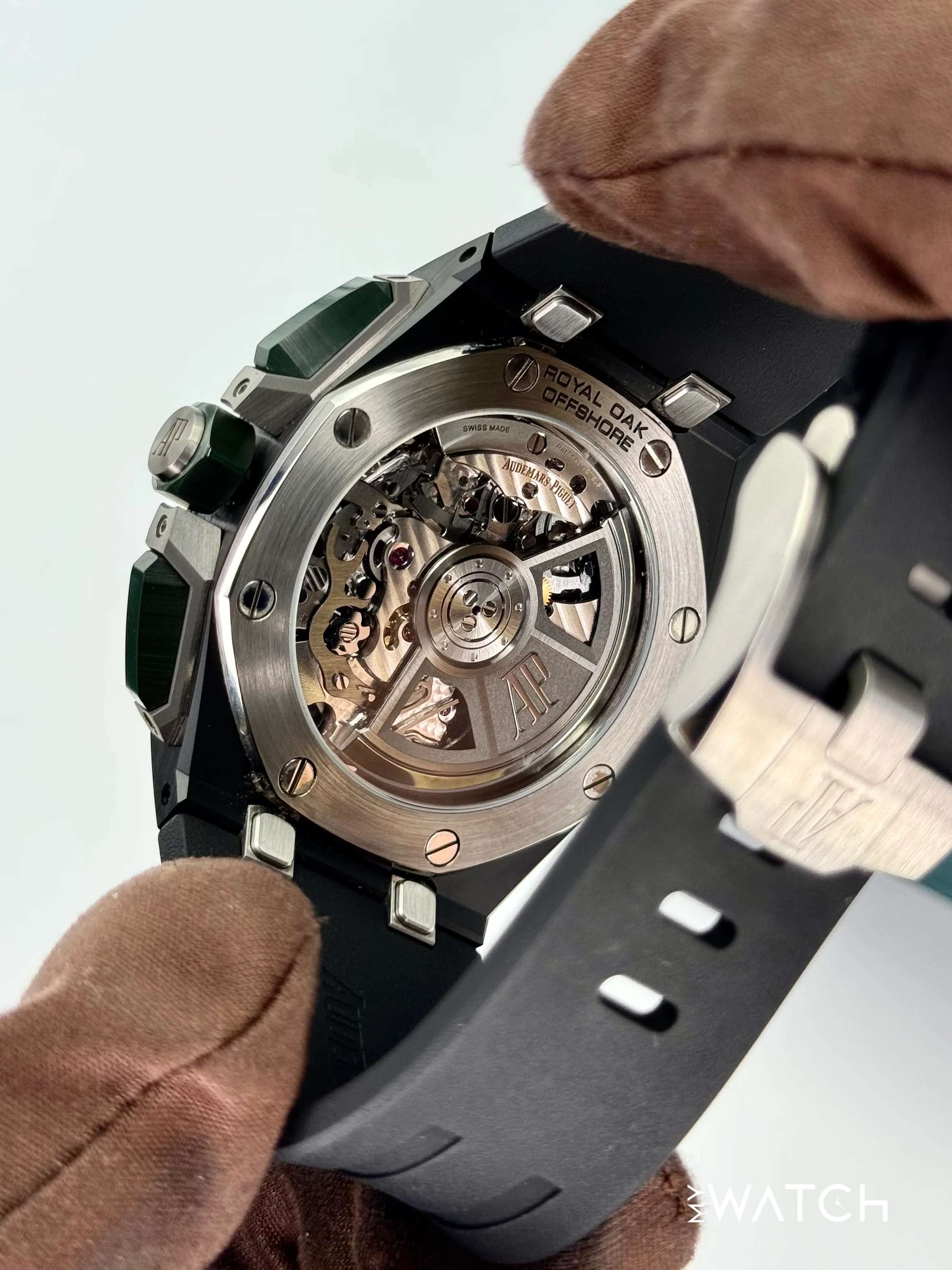 NEW 2025 Audemars Piguet Royal Oak Chroograph 43mm 26420CE Ceramic Green Dial - Image 7