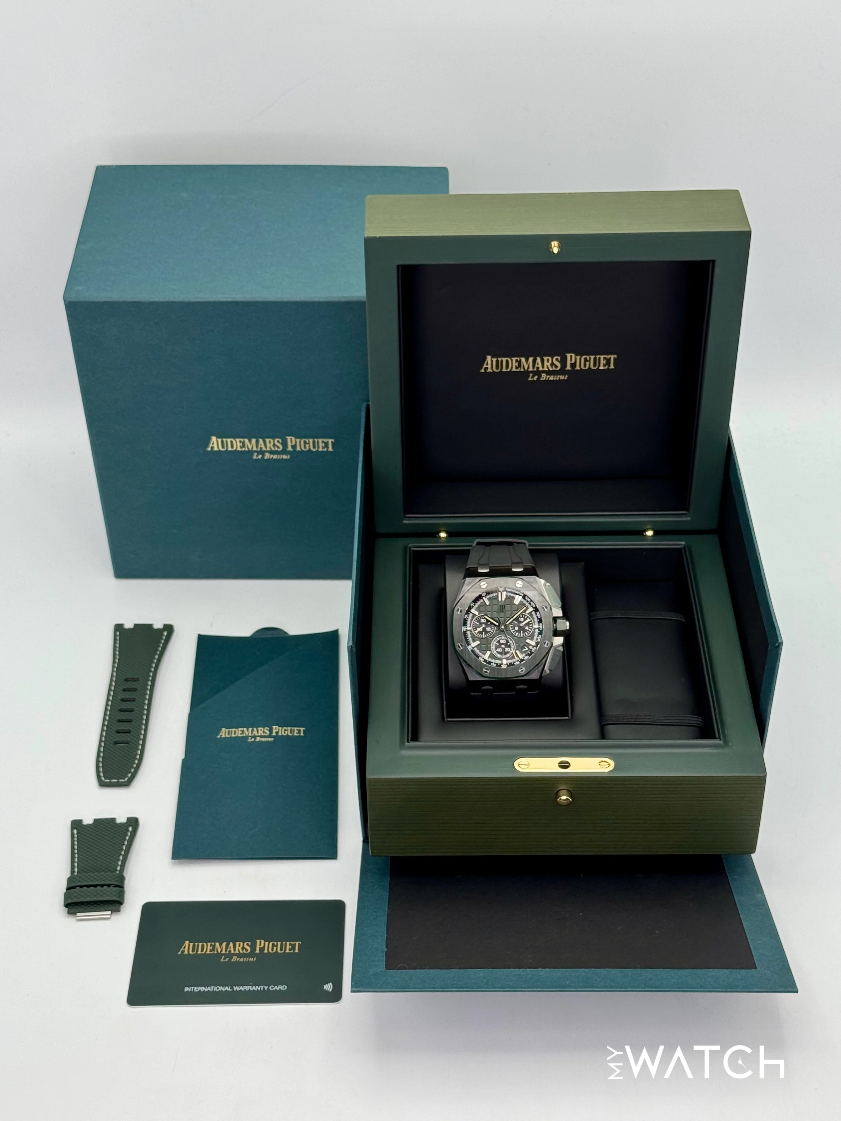 NEW 2025 Audemars Piguet Royal Oak Chroograph 43mm 26420CE Ceramic Green Dial - Image 9