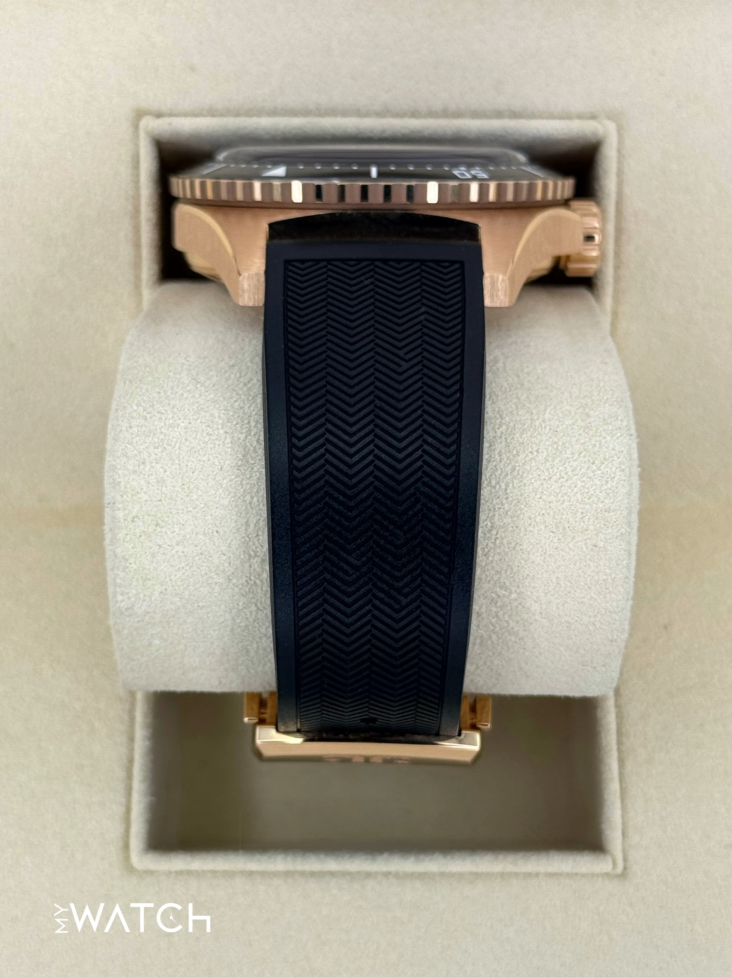New 2025 Glashütte Seaq Panorama Date 43.2mm 1-36-13-03-90 Red Gold - Image 3