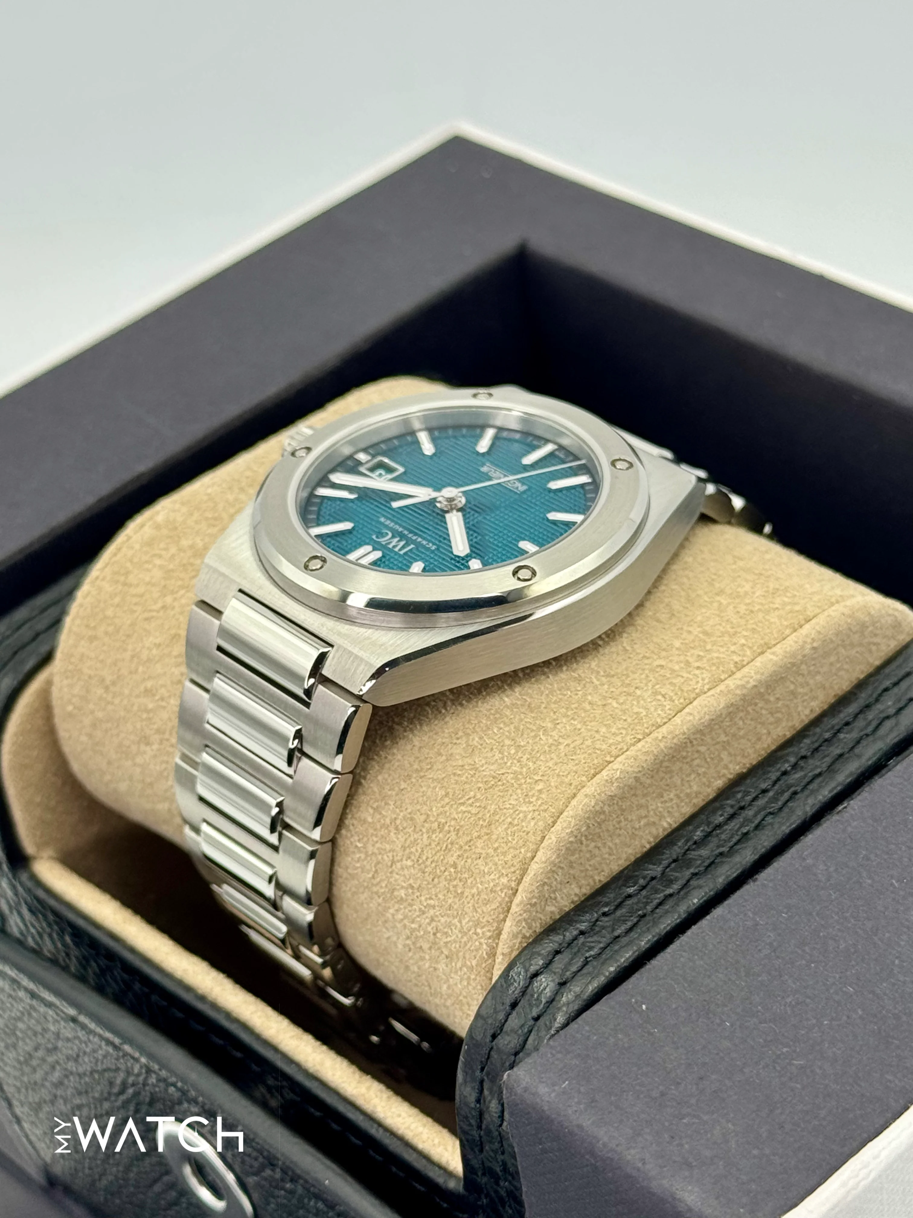 NEW 2025 IWC Ingenieur Automatic 40mm IW328903 Aqua Dial - Image 7