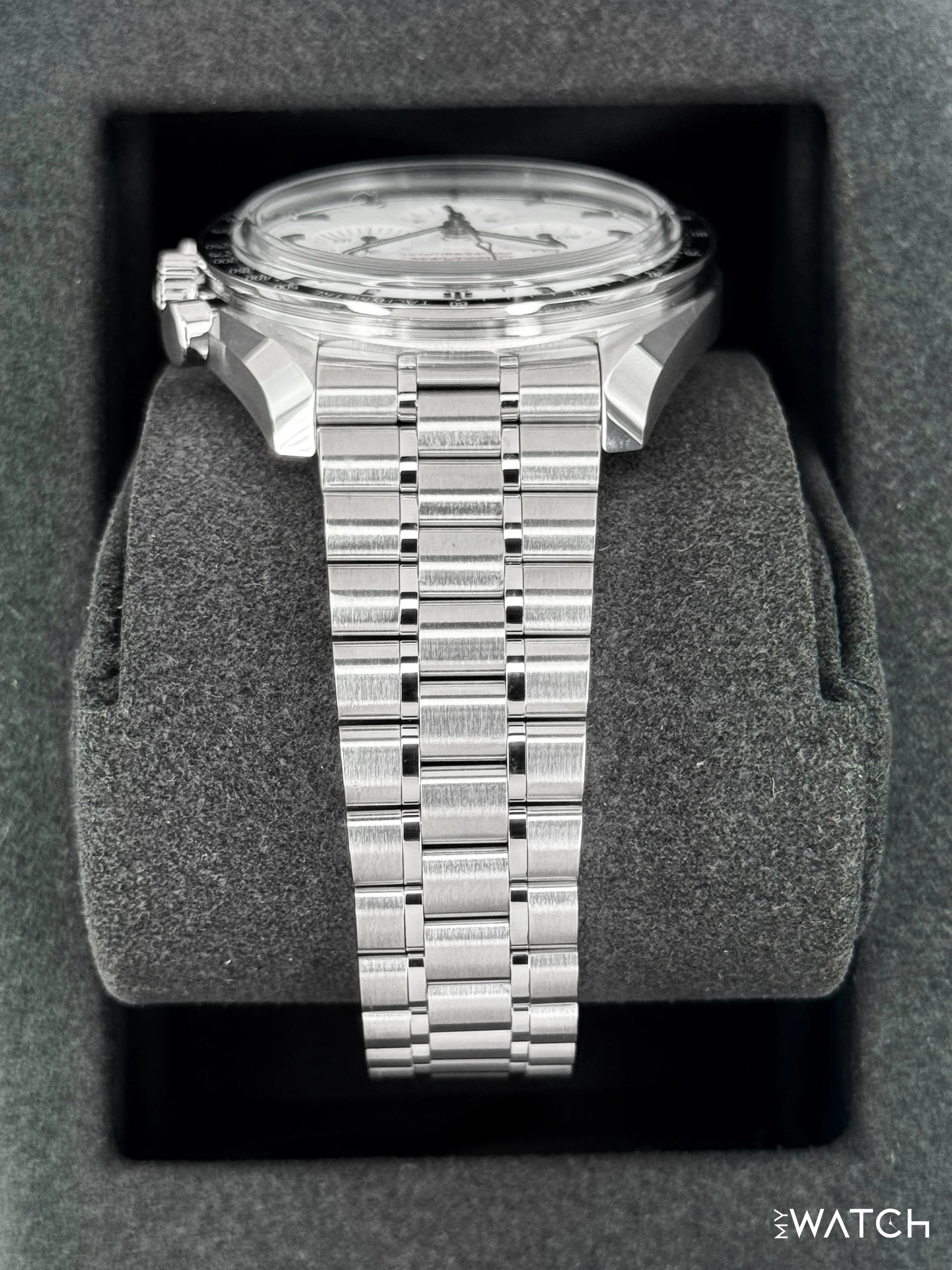 NEW 2025 Omega Speedmaster Moonwatch Pro 310.30.42.50.04.001 42mm White Dial - Image 4