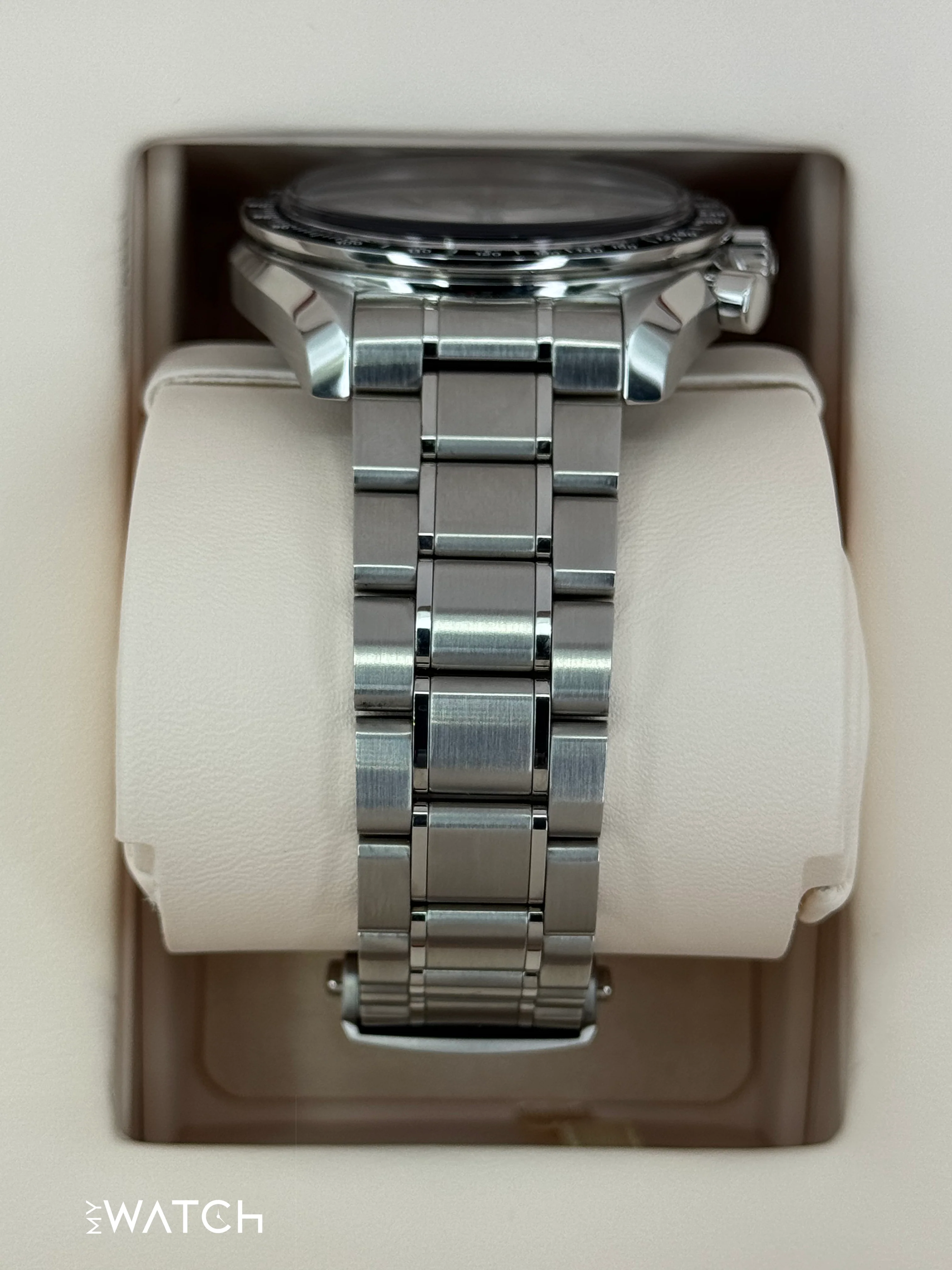 NEW 2025 Omega Speeedmaster Racing 44.2mm 329.30.44.51.04.001 White Dial - Image 3